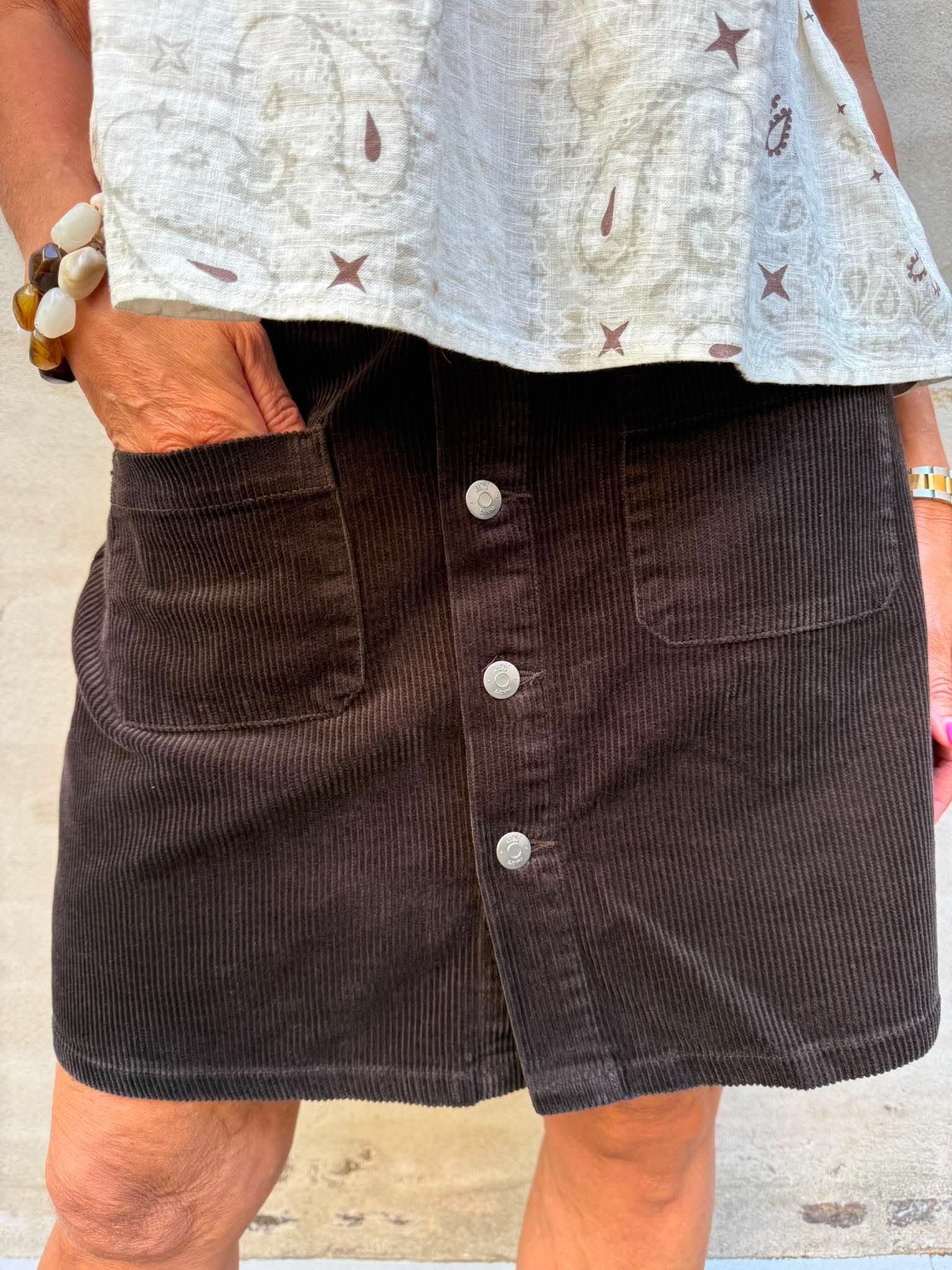 SHIRAZ CORDUROY SKIRT - Chocolate Brown