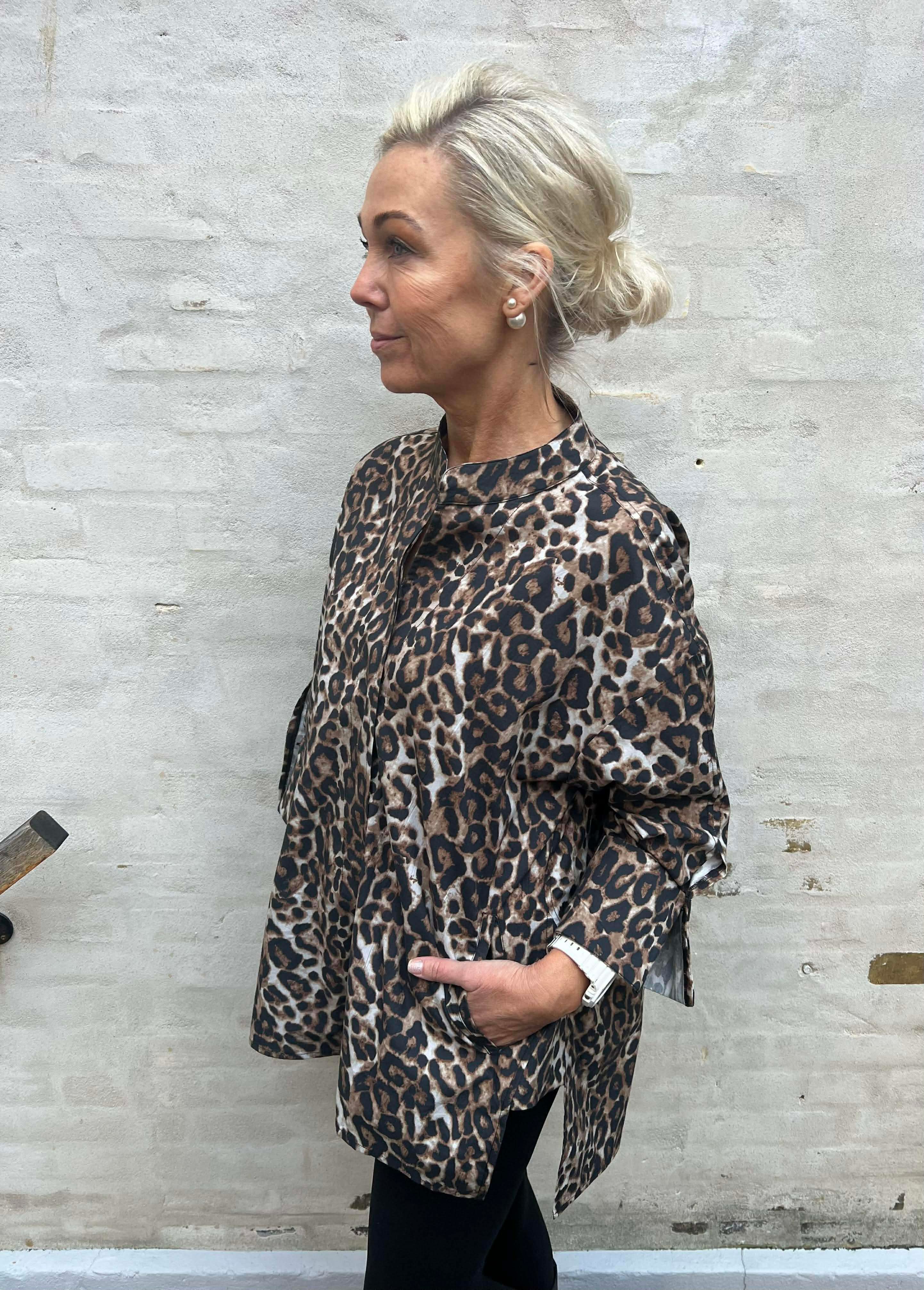 Luna Shirt Wauw You Look Good - Leo