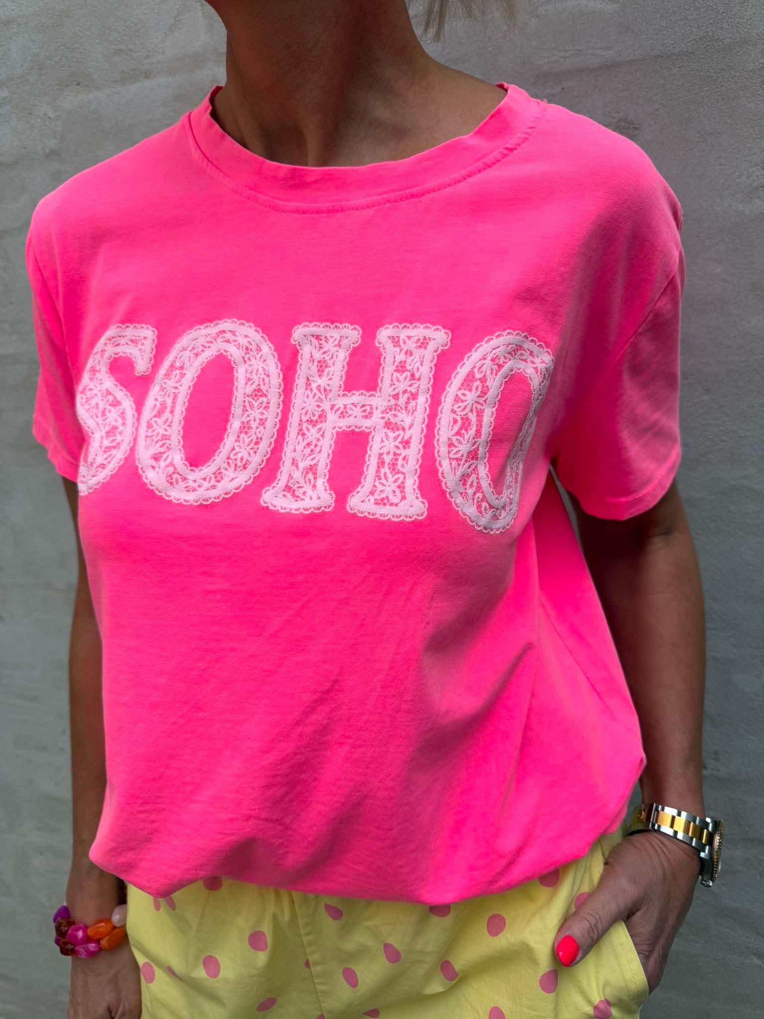 PREORDER-Belina Tee - Pink Fluo