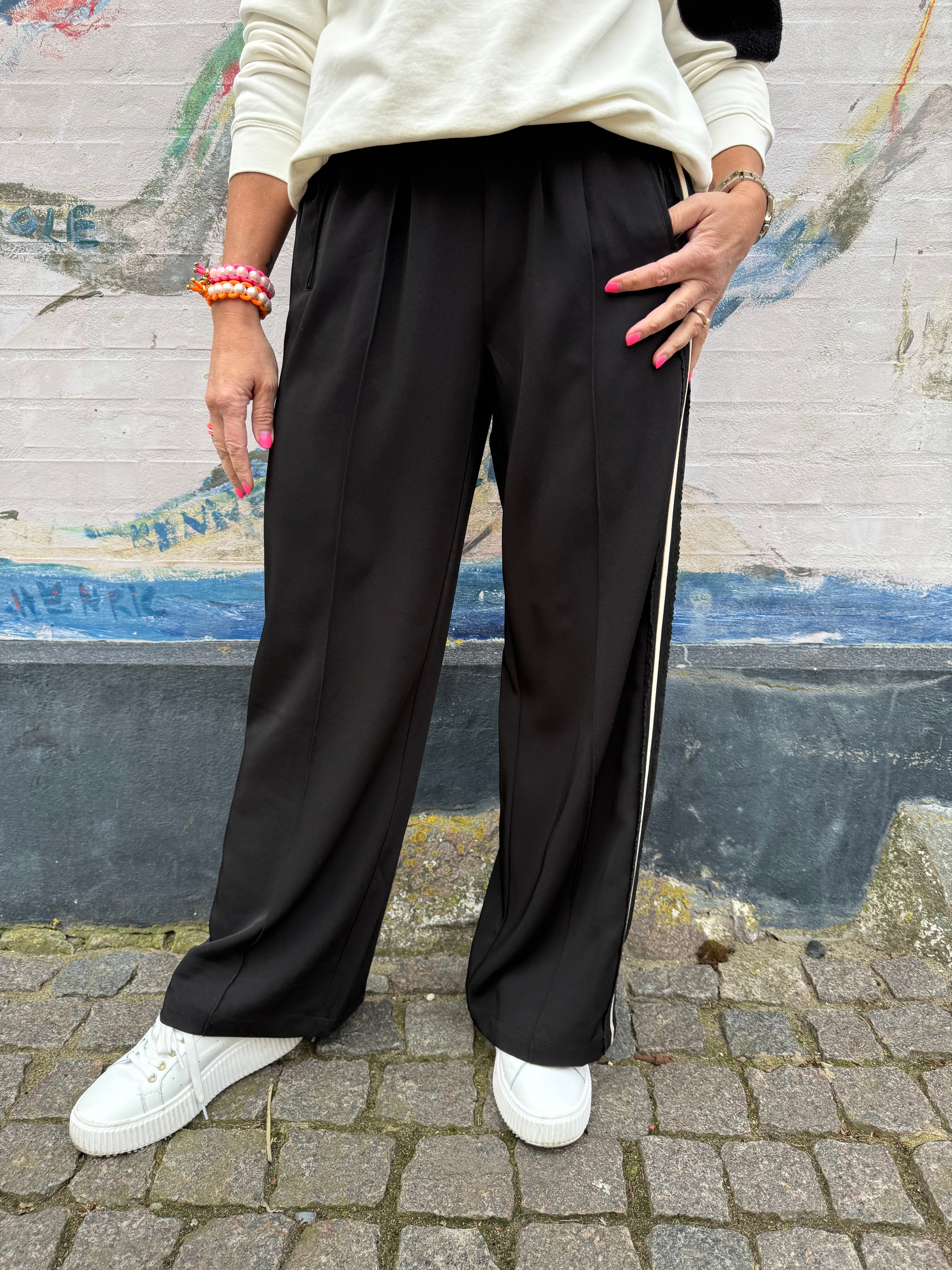 MillyGO Pants - Black