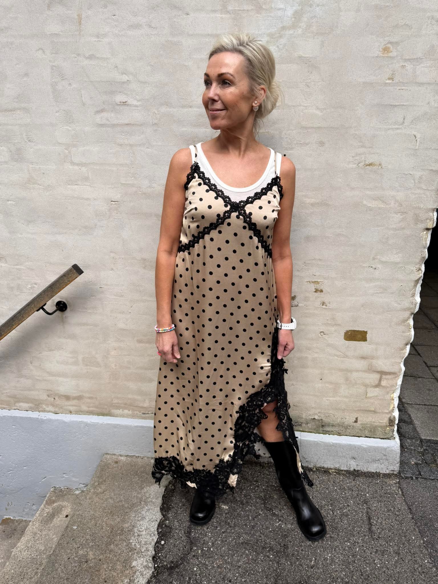 DahliaGO Mi Dress - Latte Black Dots