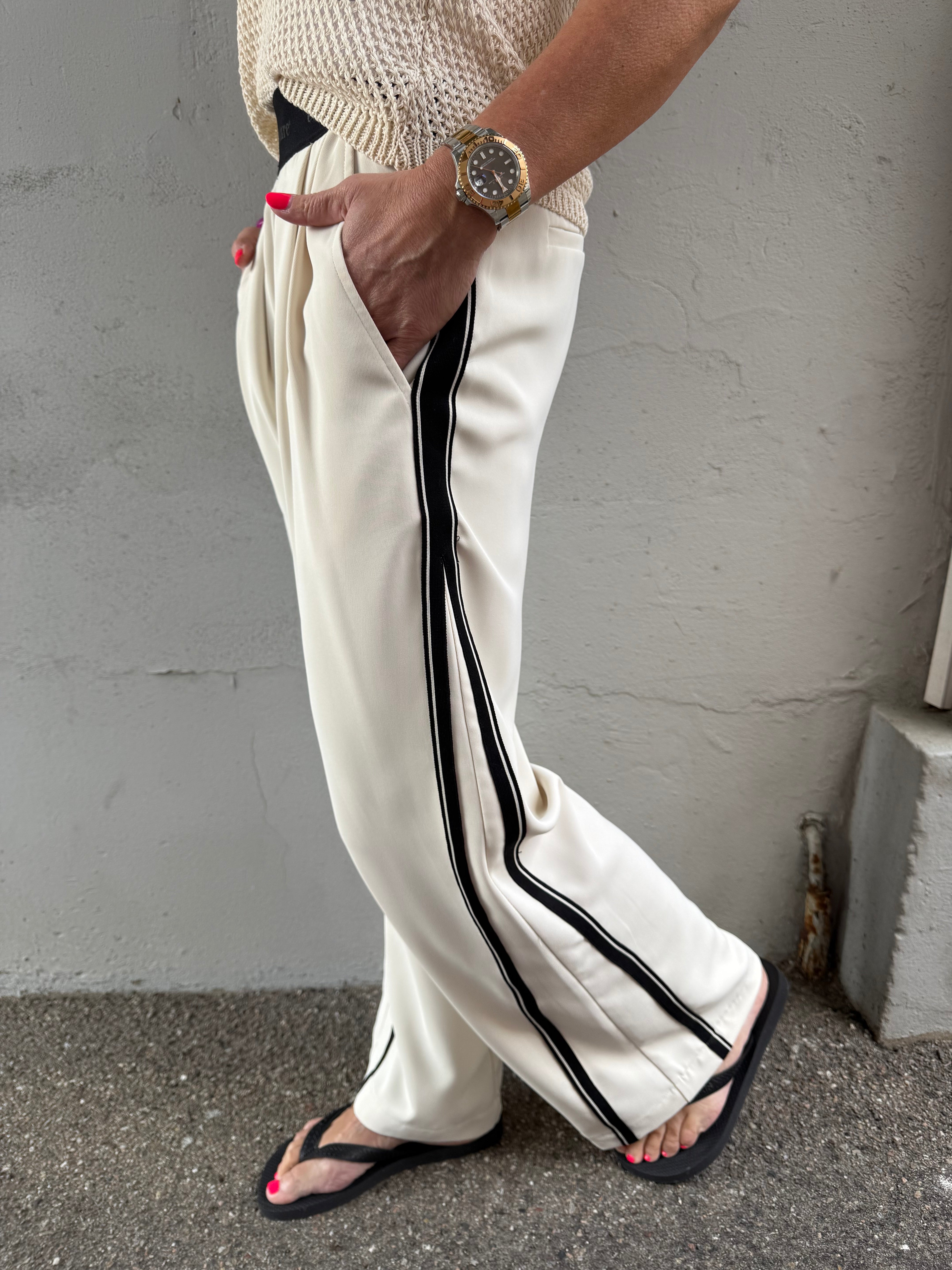 AminaCC Split Panel Pants - Bone