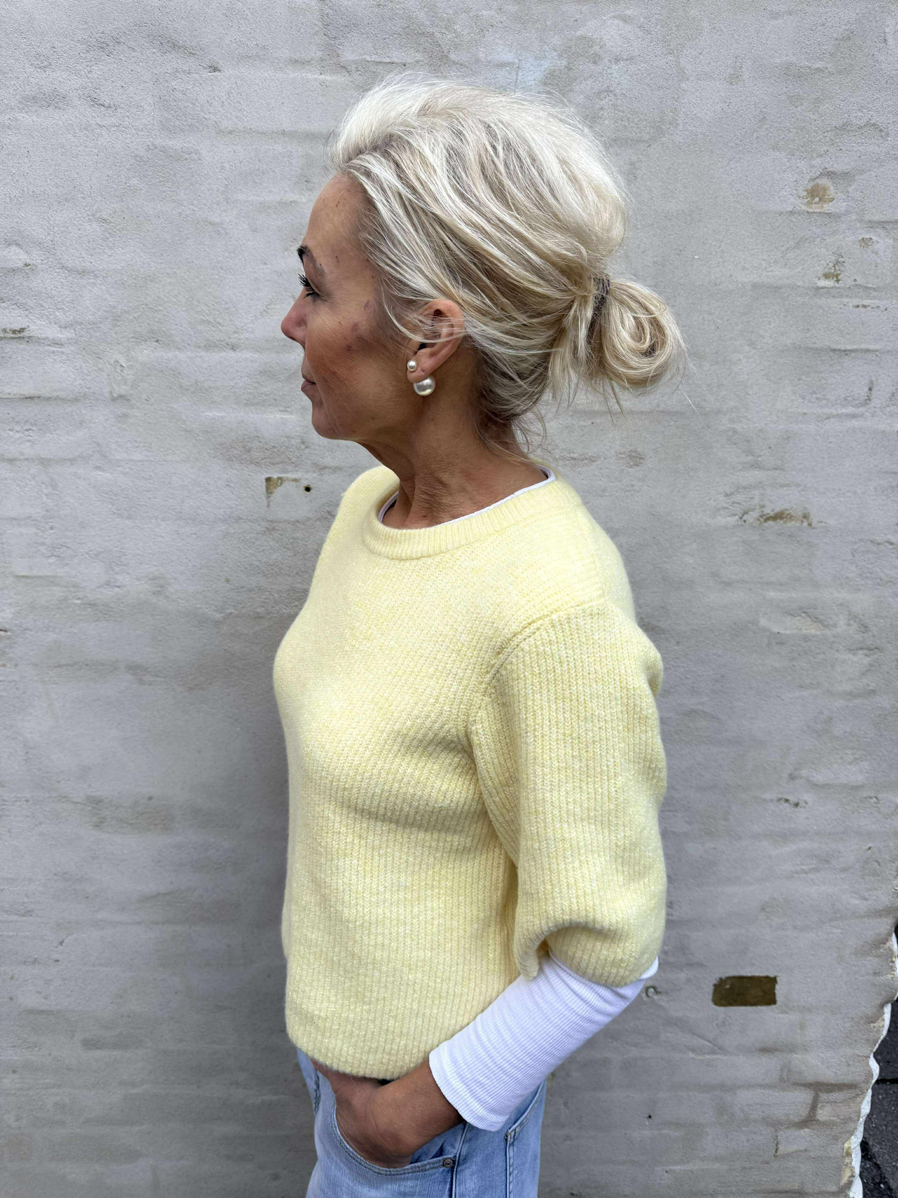 SILLY SS O-NECK KNIT - Blek Banana MELANGE