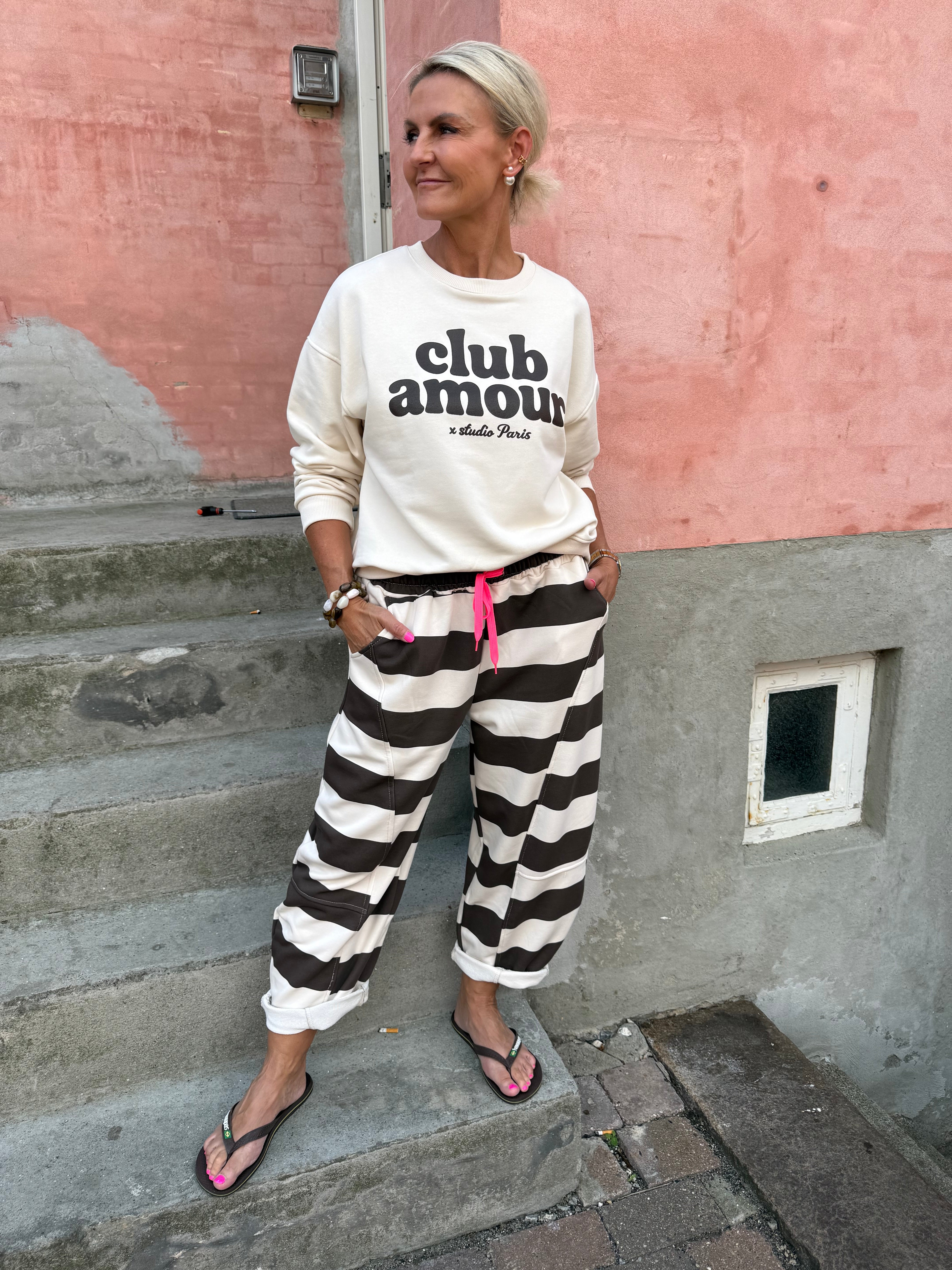 FÖRHANDSBESTÄLLNING- Very Striped Sweatpants - Off White/Brown