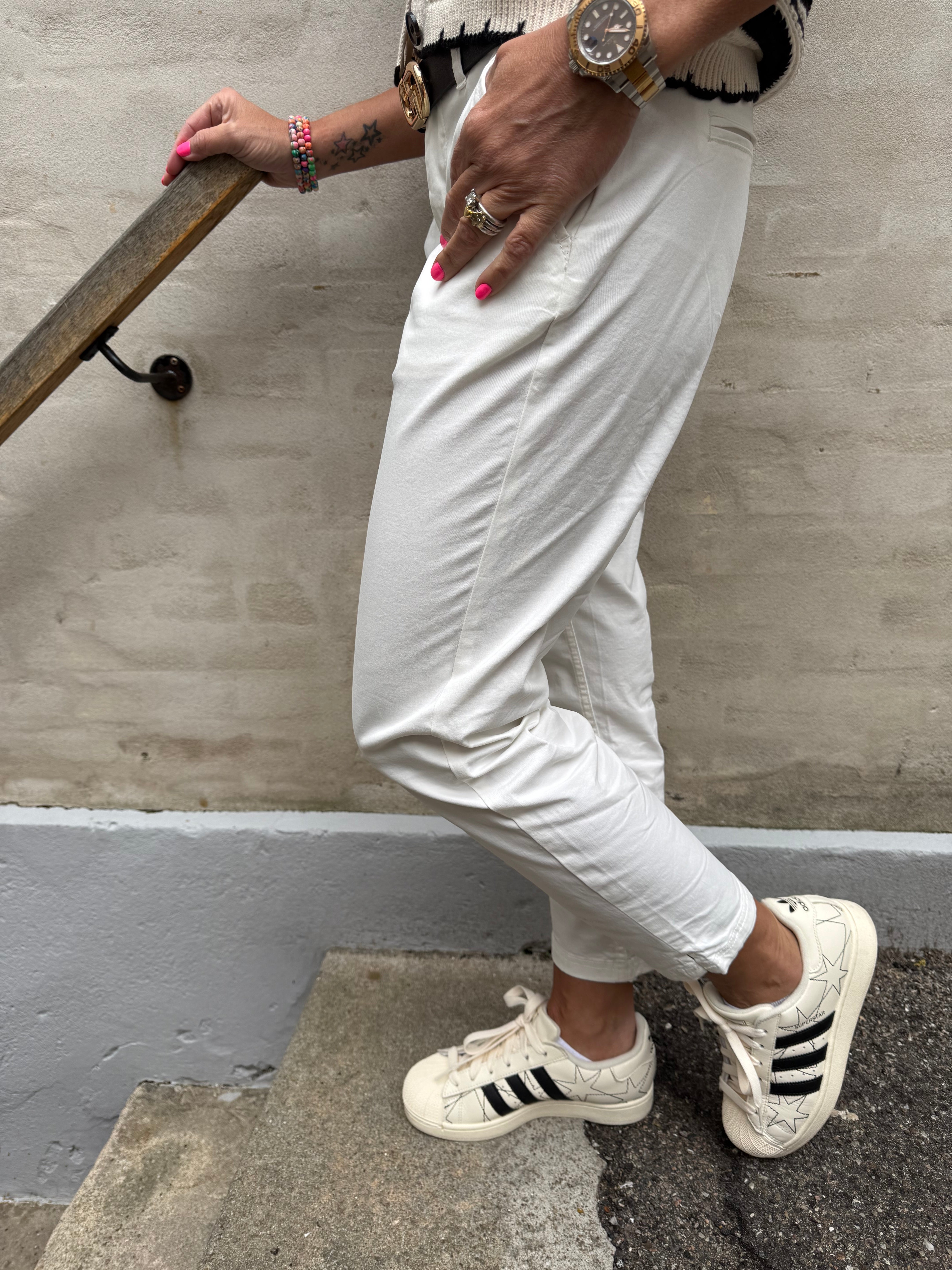 Brita Cropped Pants - Spring Gardenia