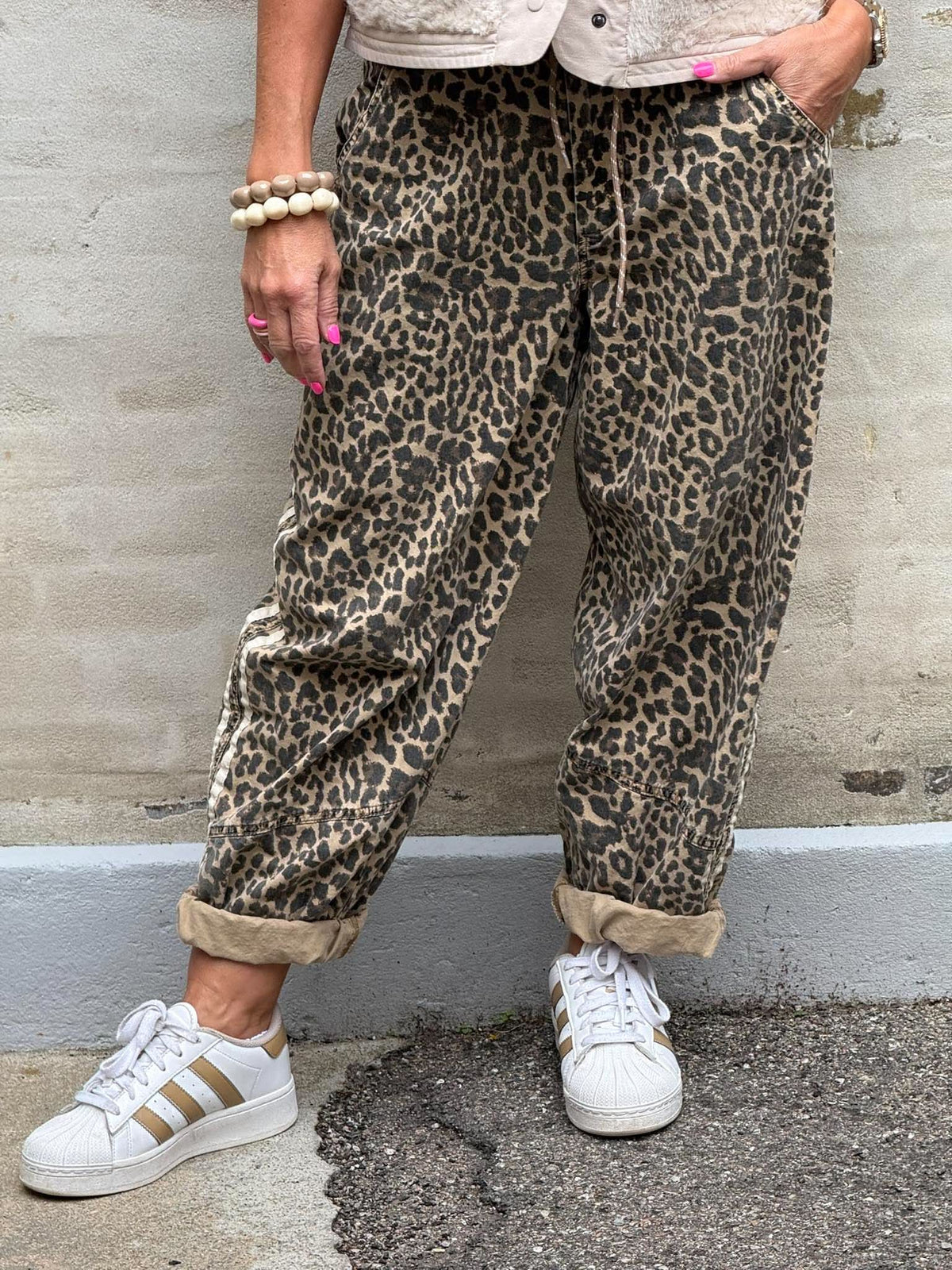 JulietteGO Cargobyxor - Leopardmönster/Gräddvit rand