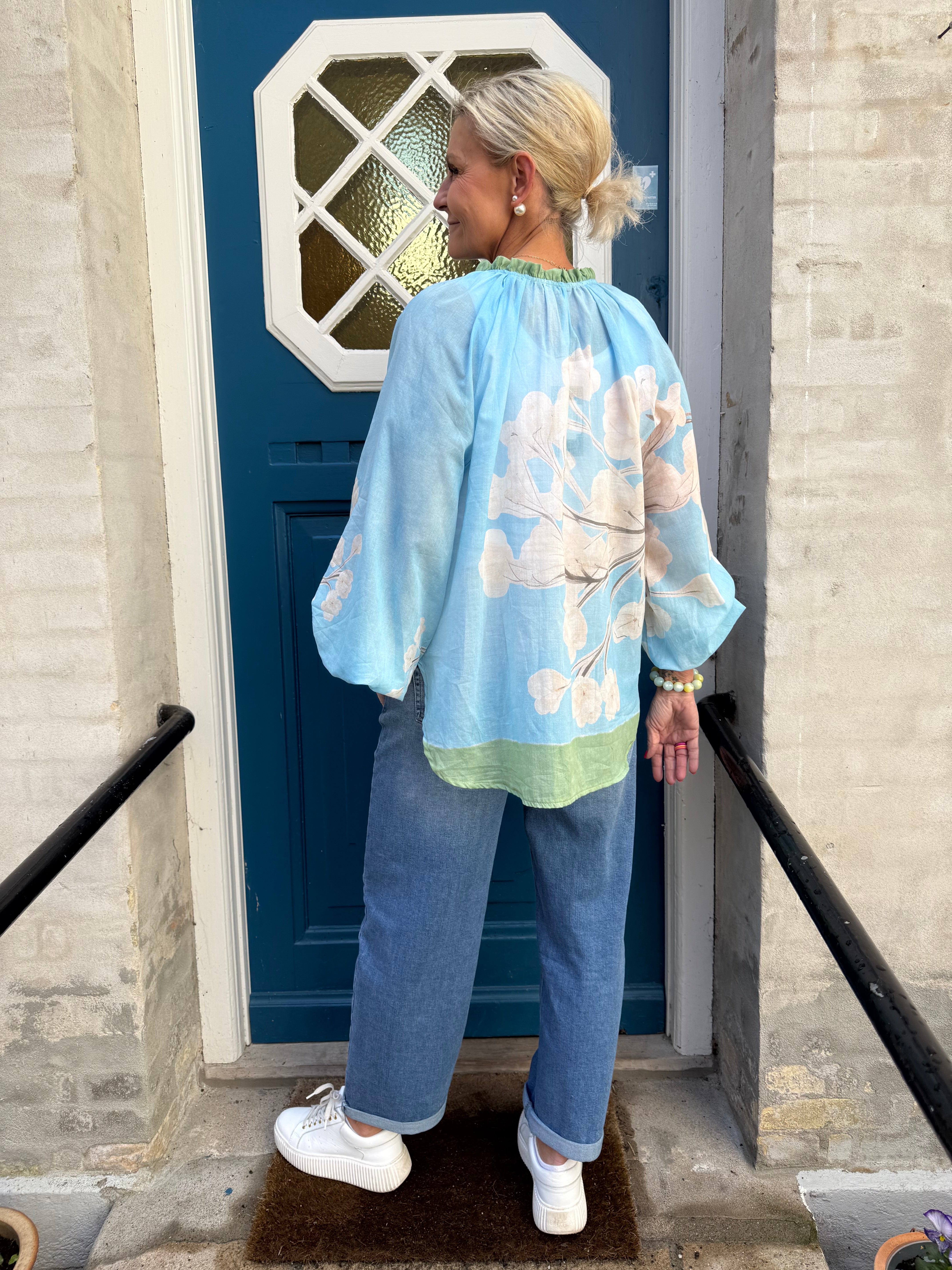 CAMELLIA blouse - Lt. Blue