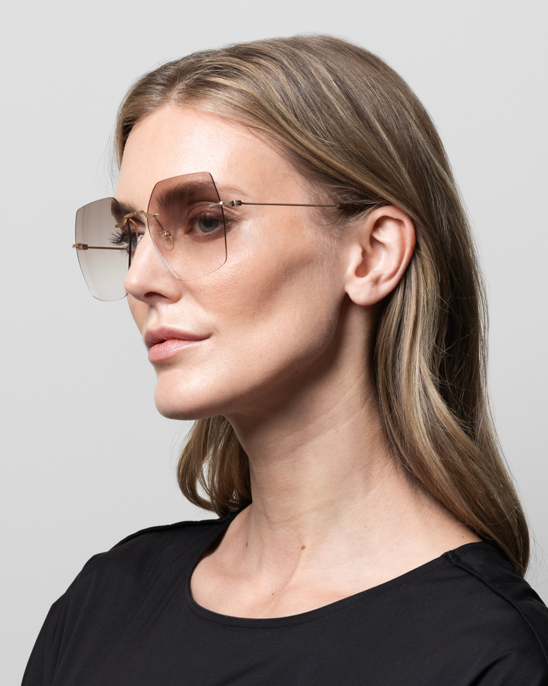 Jennifer Gold - Tonad