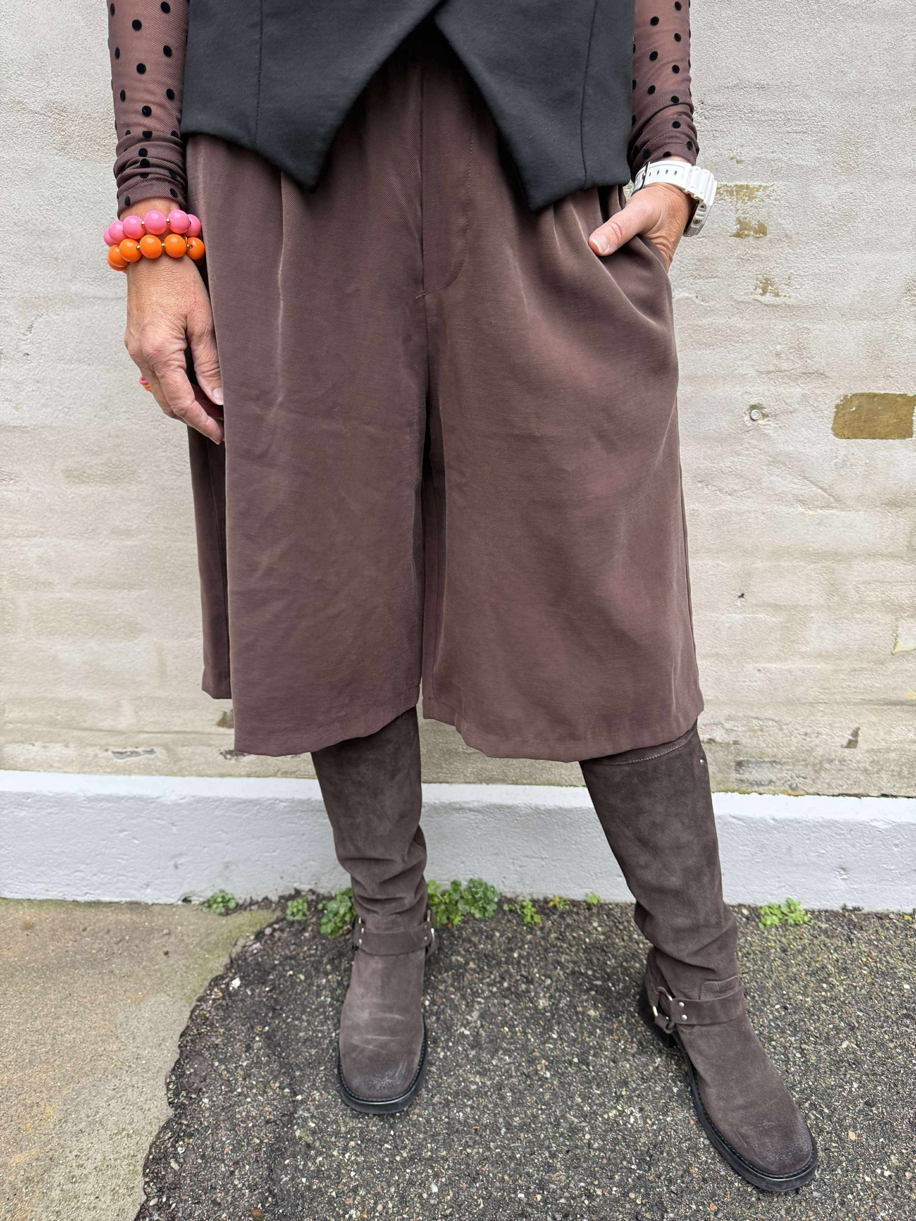 CASBA långa shorts - Kaffe