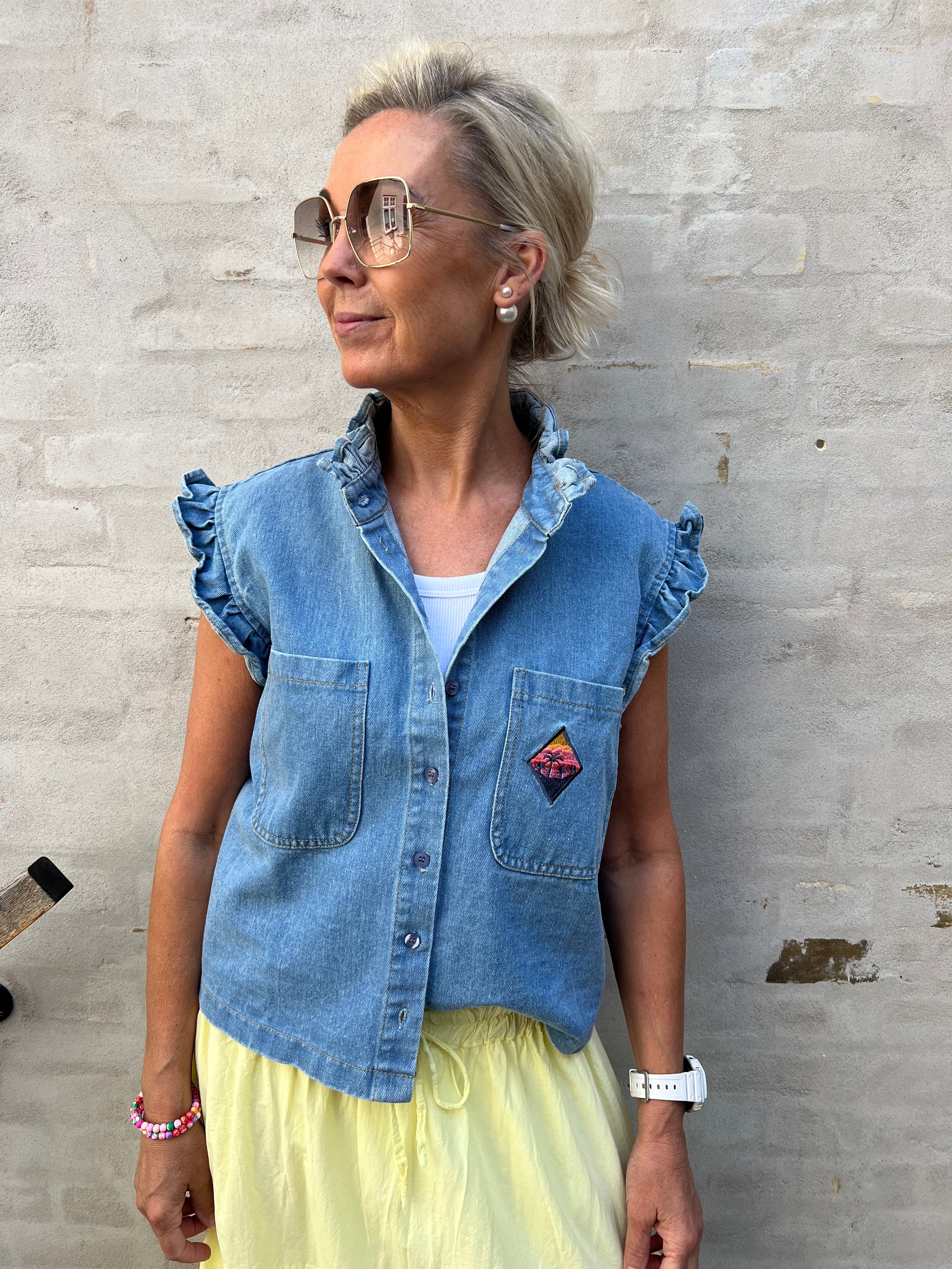 Lucy Vest - Chiaro