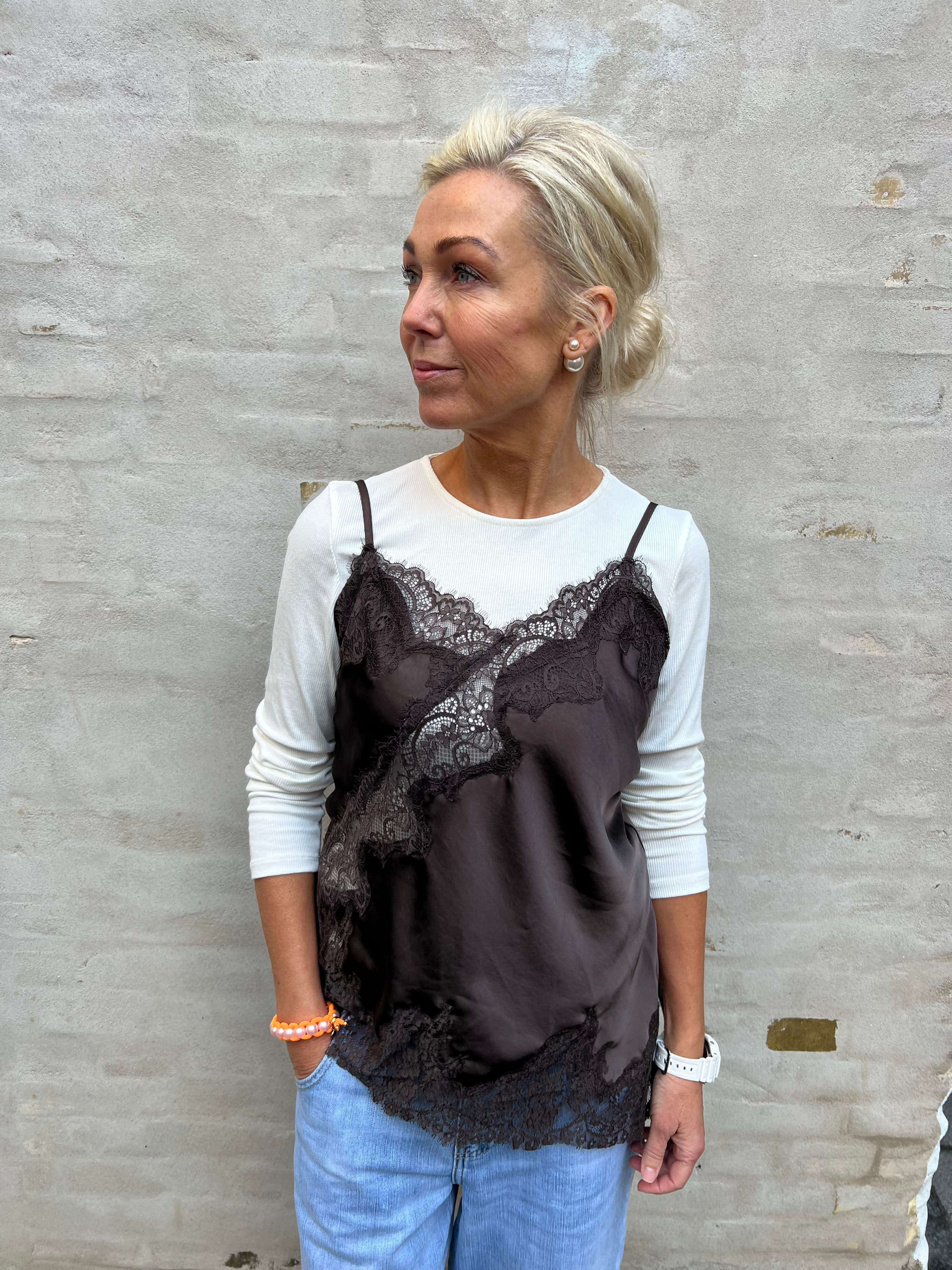 Viole Spets Topp - Mörkbrun