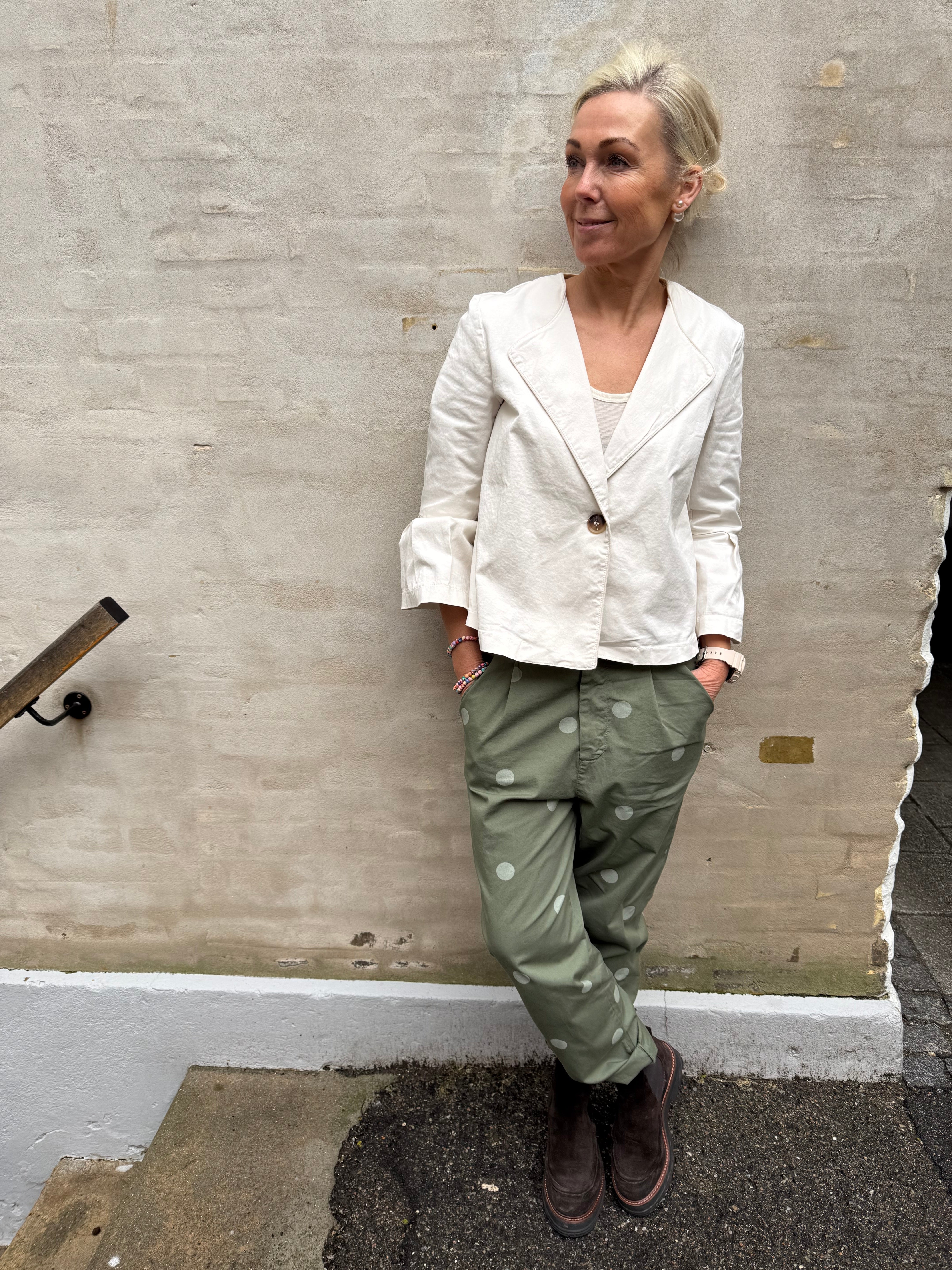 Francesca Jacka - Off White