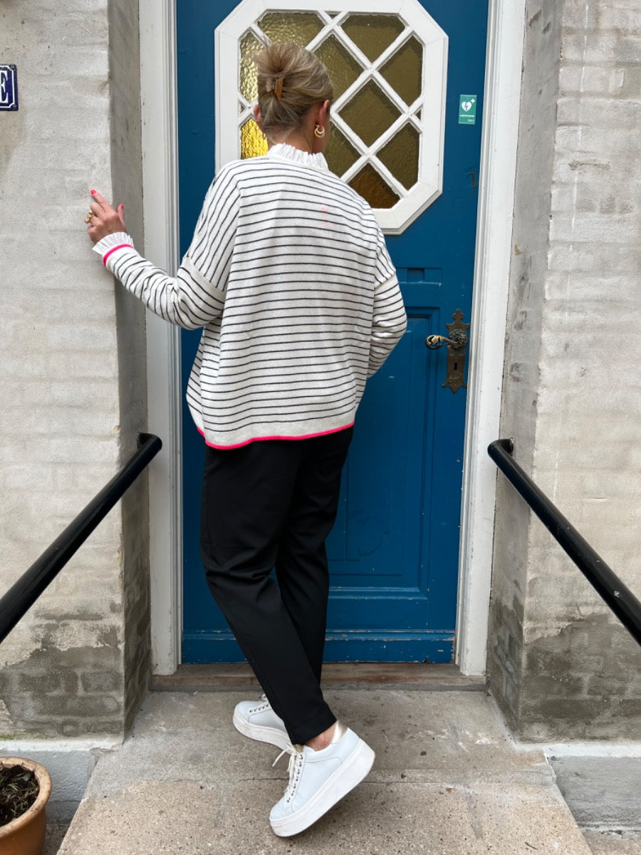 Lisa Slim Pant - Svart