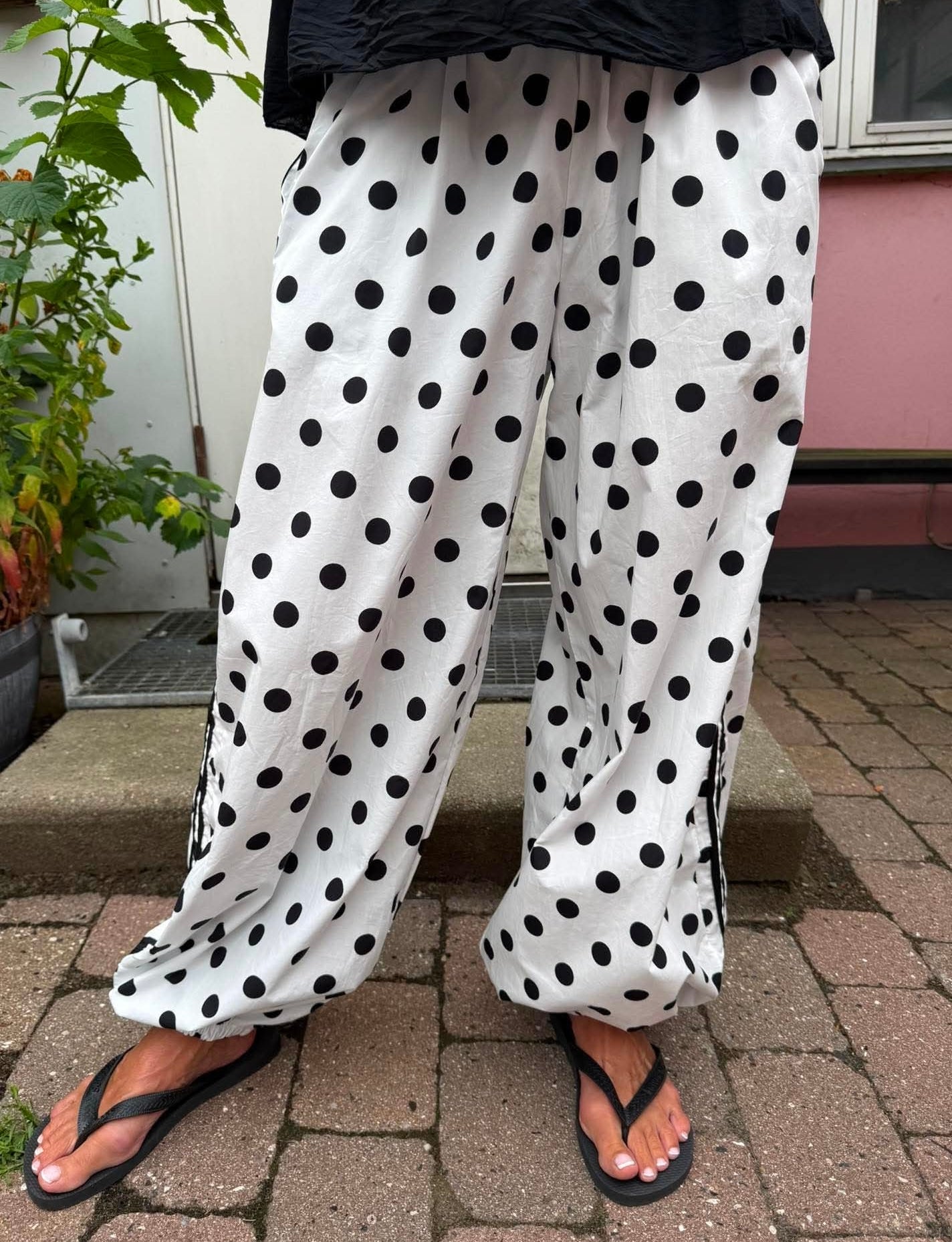 Ballon Dot Pants - White