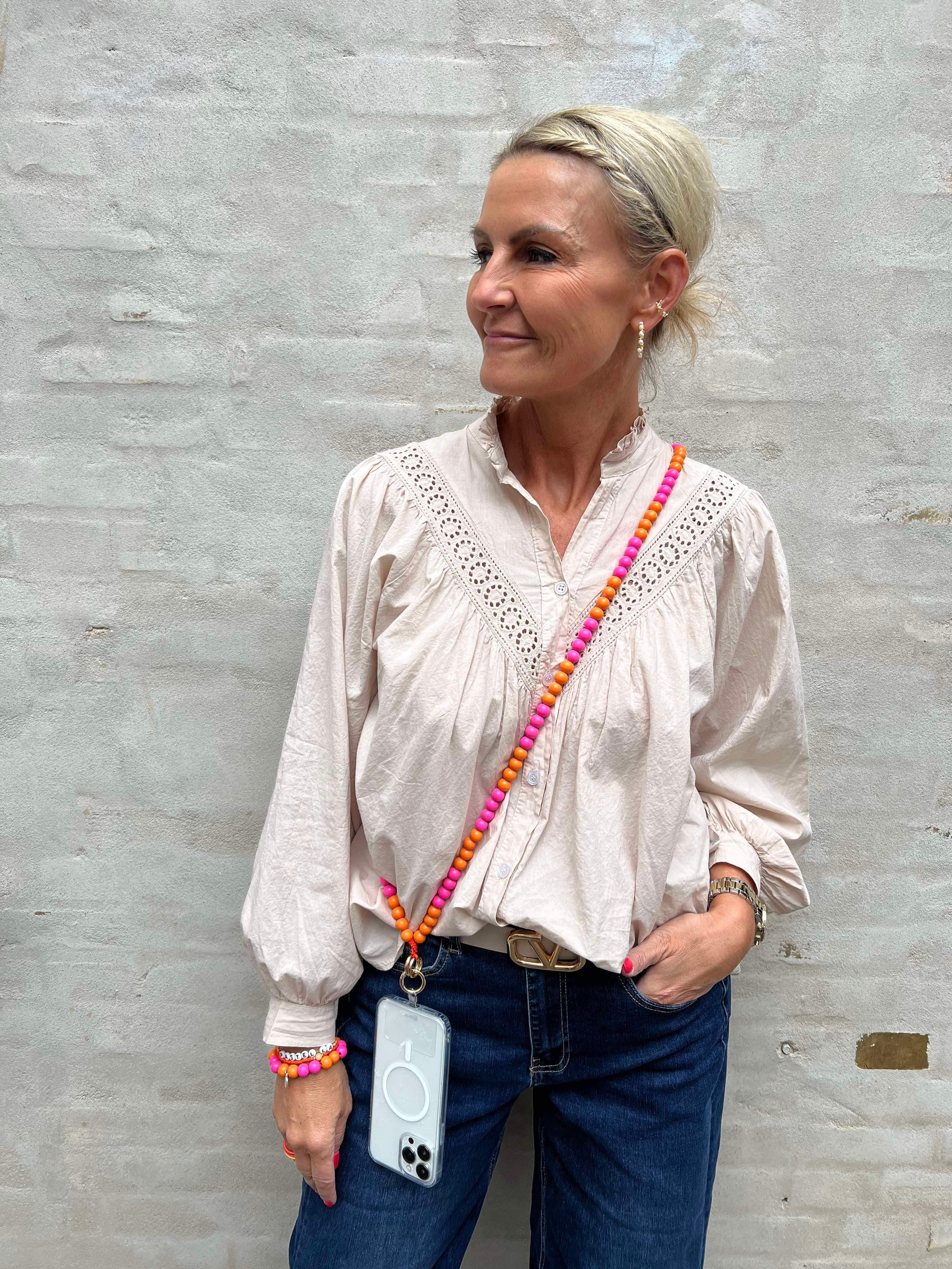 Telefonkedja i timmer orange/neonrosa