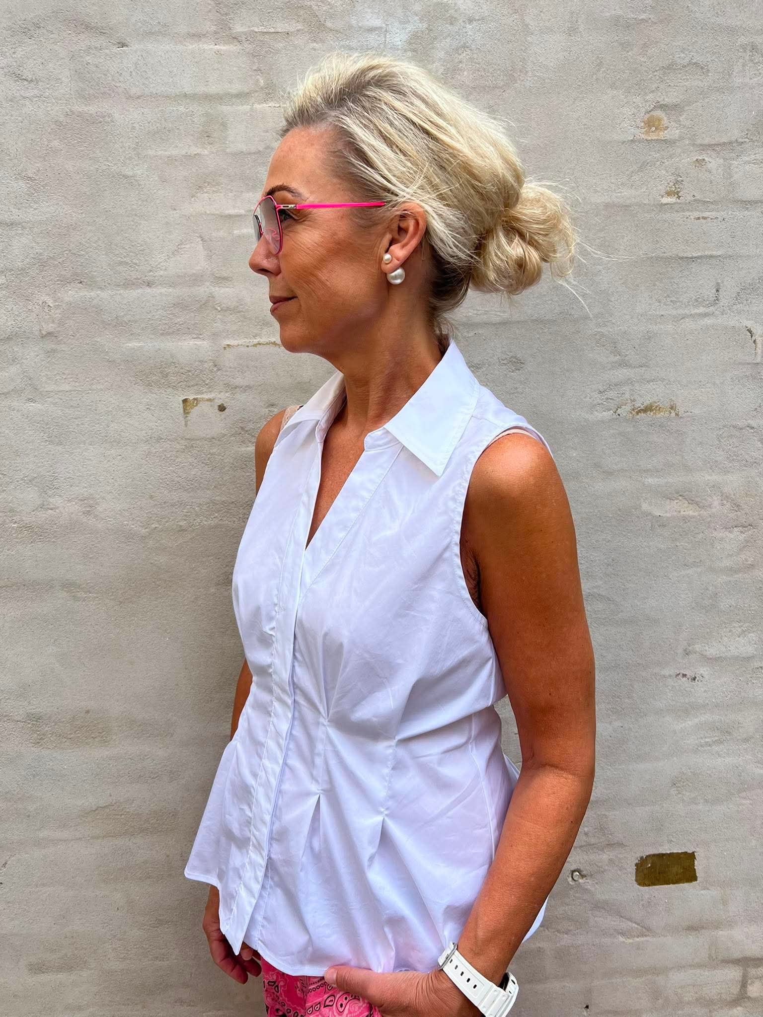 PoppyCC V-Collar Top - White