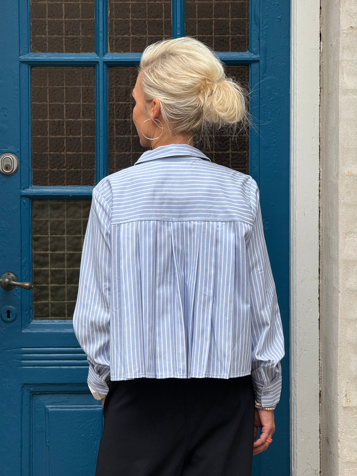 Manga Shirt - Blue/White Stripe