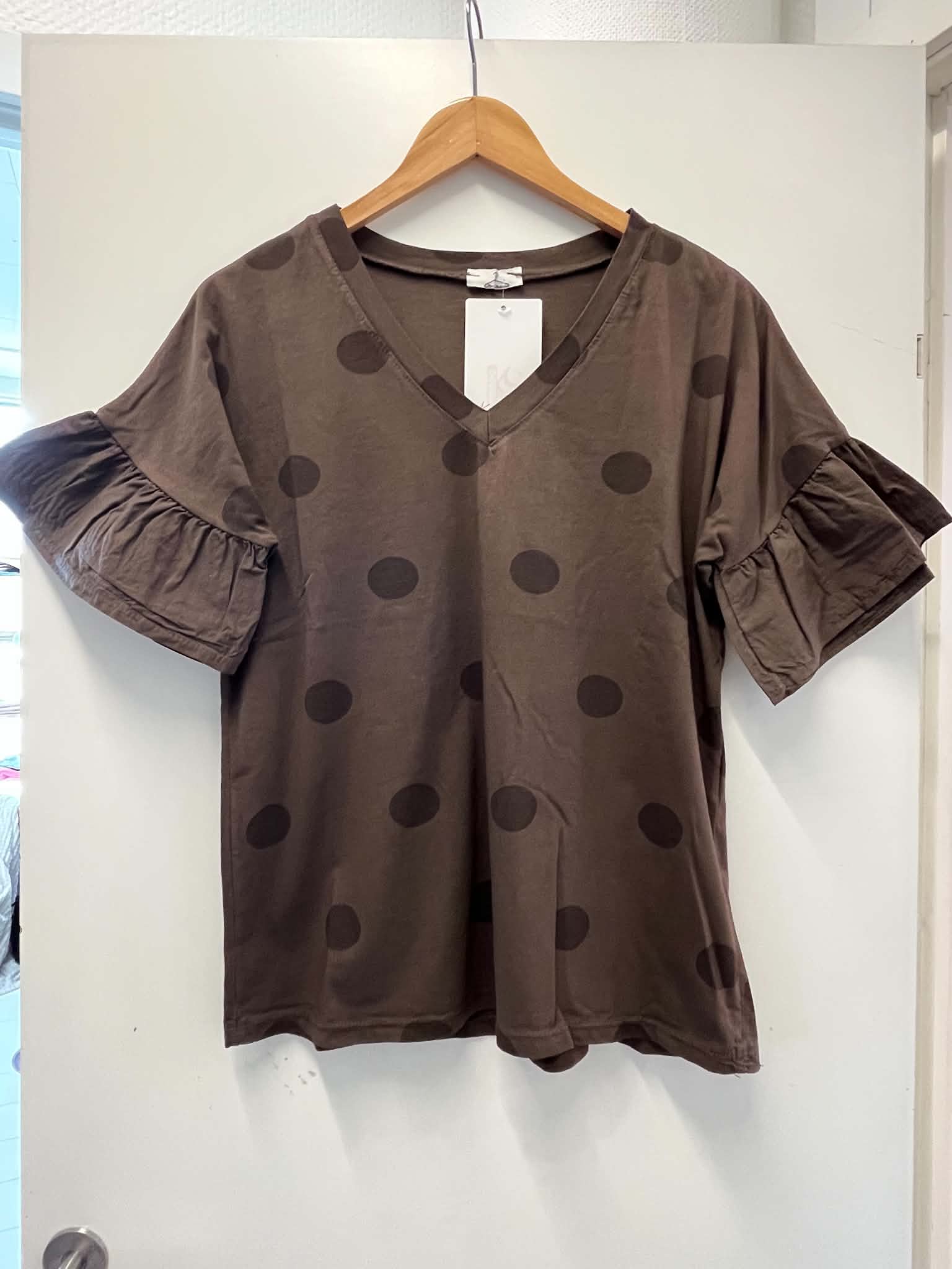Dot Tee - Dark Brown