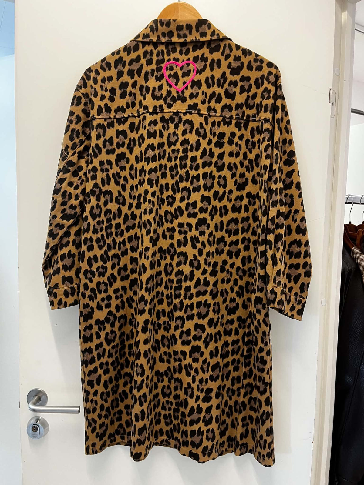 Leo Shirt Dress - Camel Leo