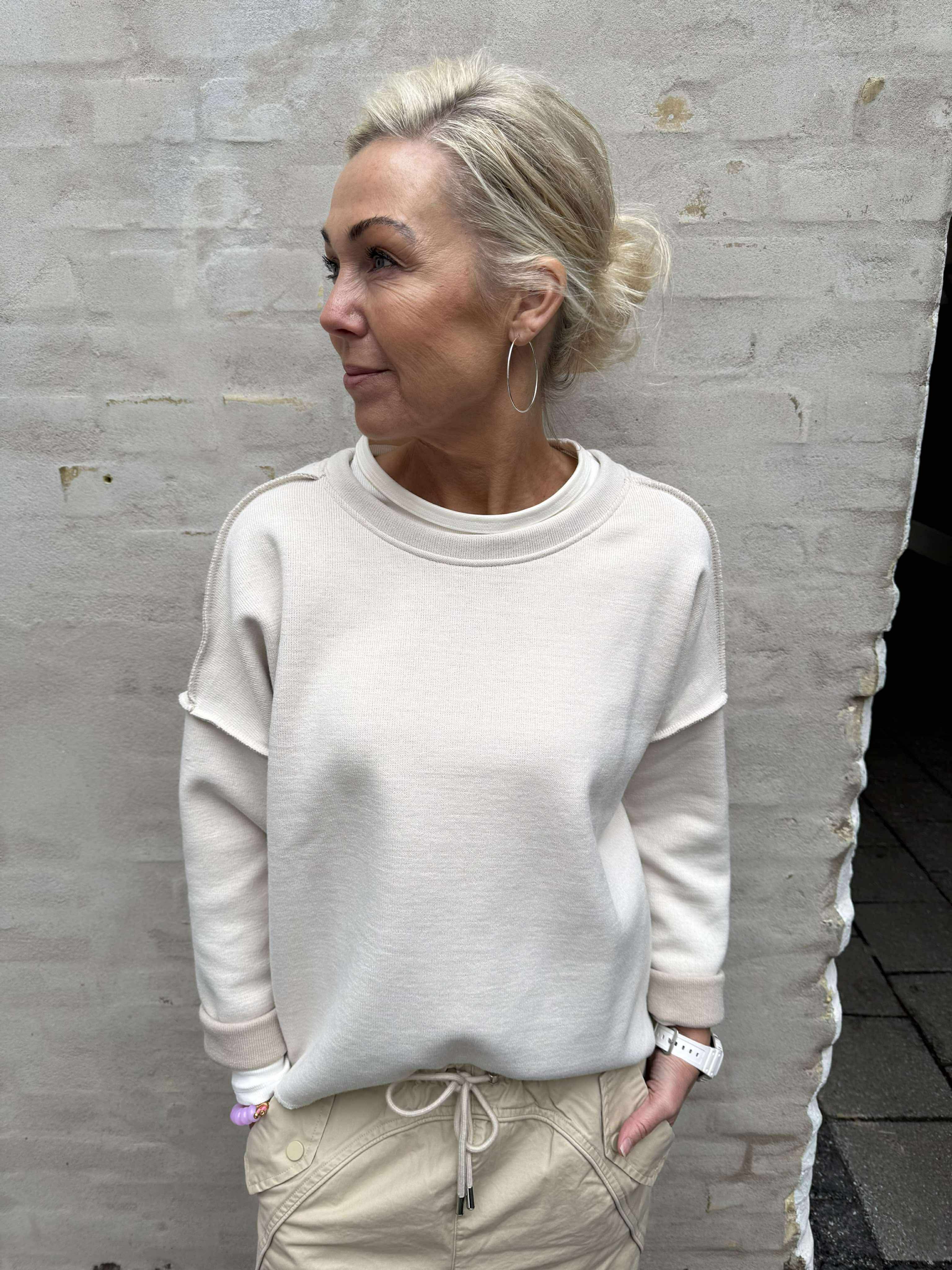 Praktiskt taget svett - Beige