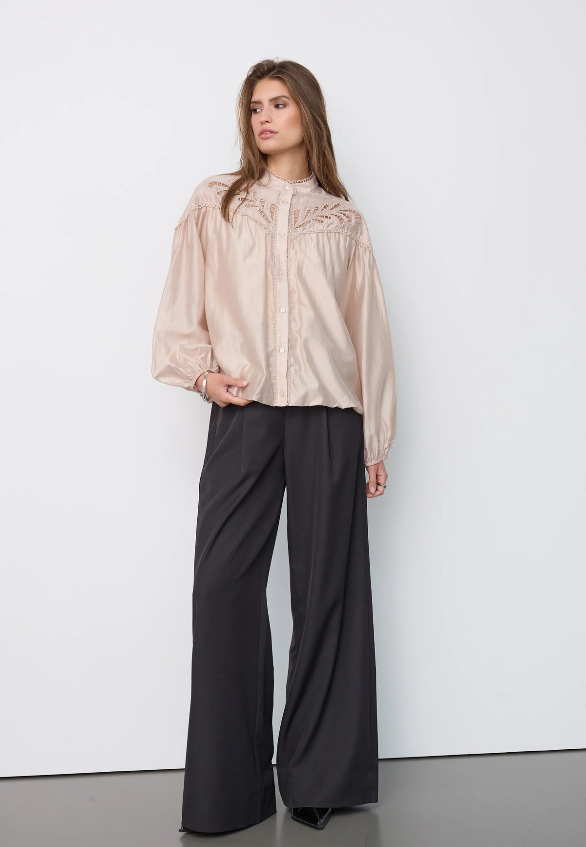 MelinCC Balloon Lace Shirt - Champagne