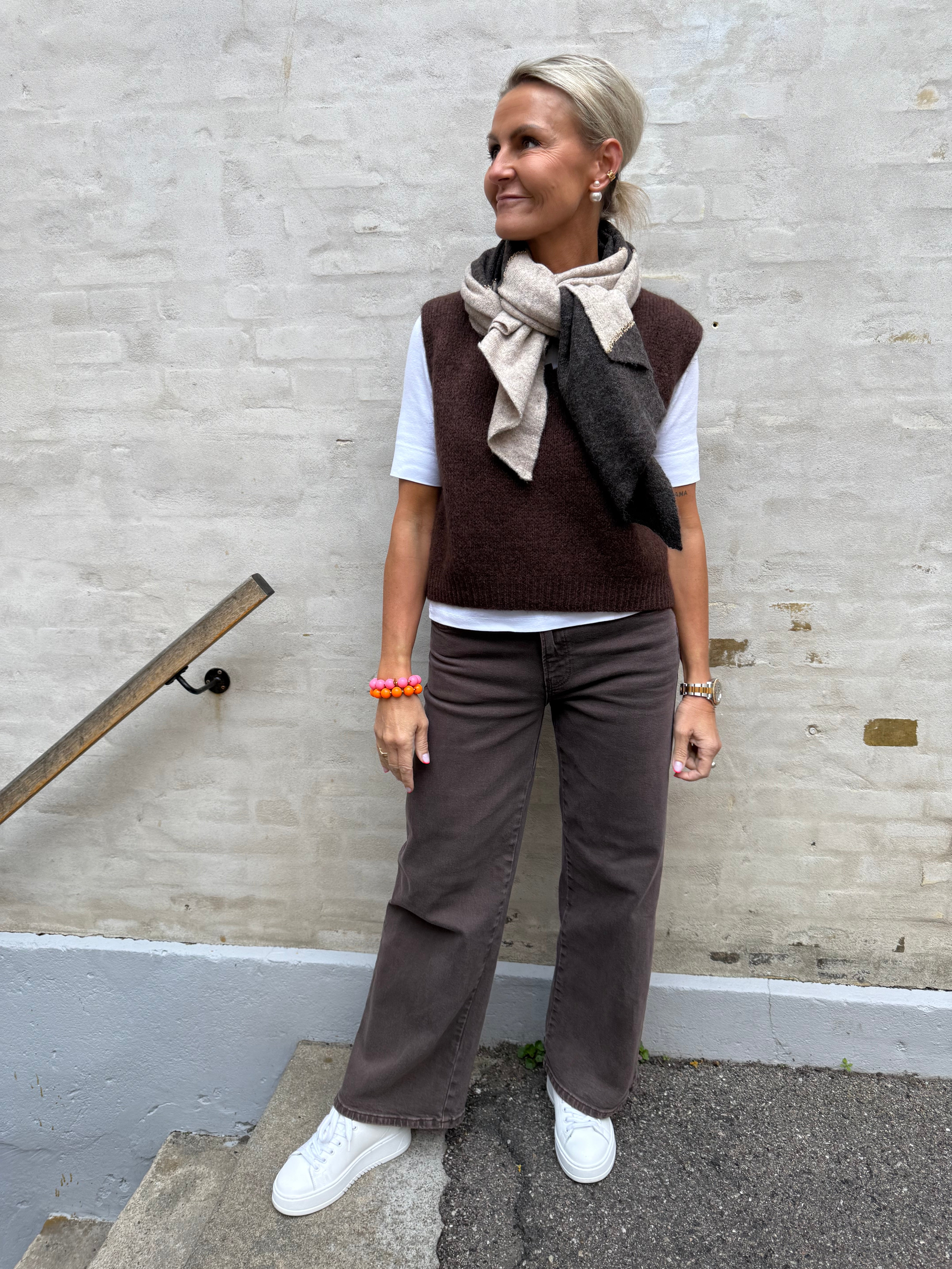 Selma Låg midja vida jeans - Hot Fudge