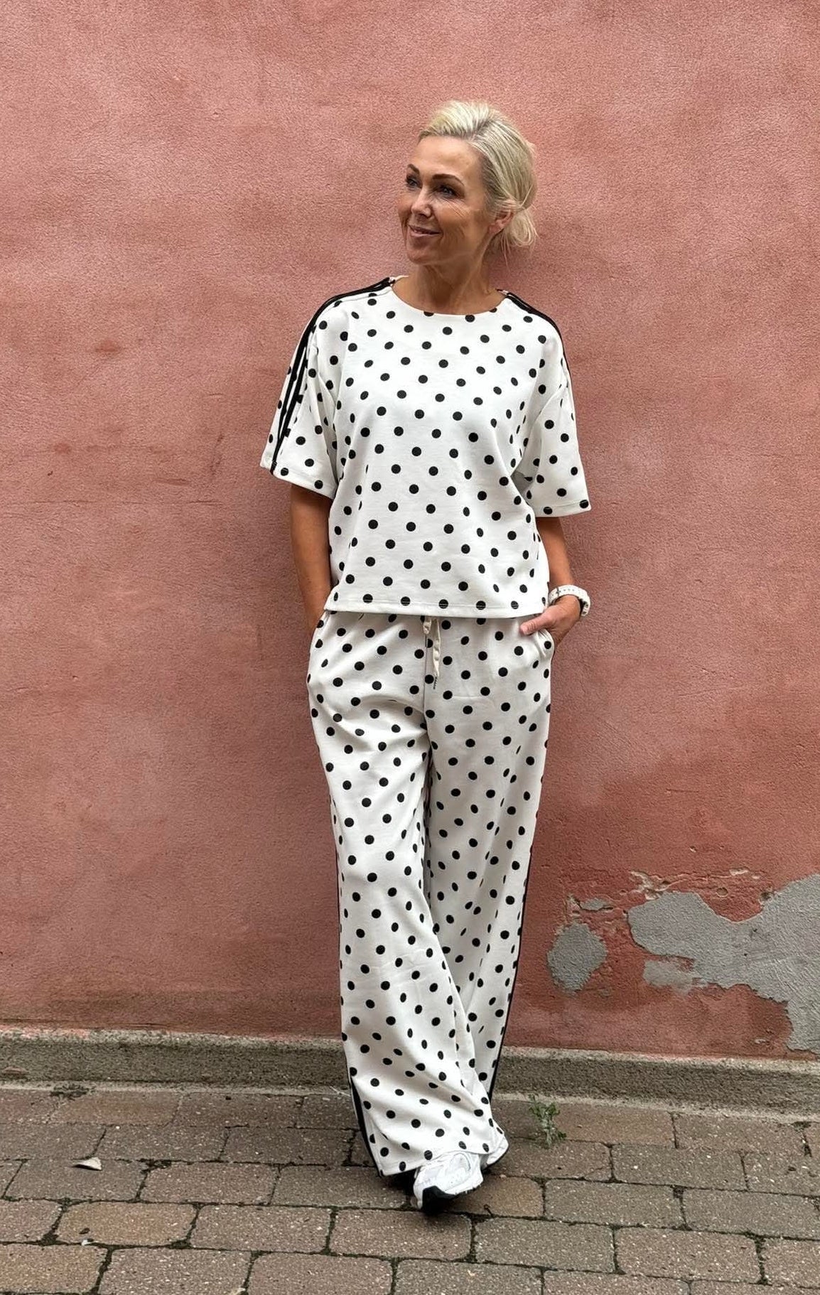 Sporty Dot Pants - Vita