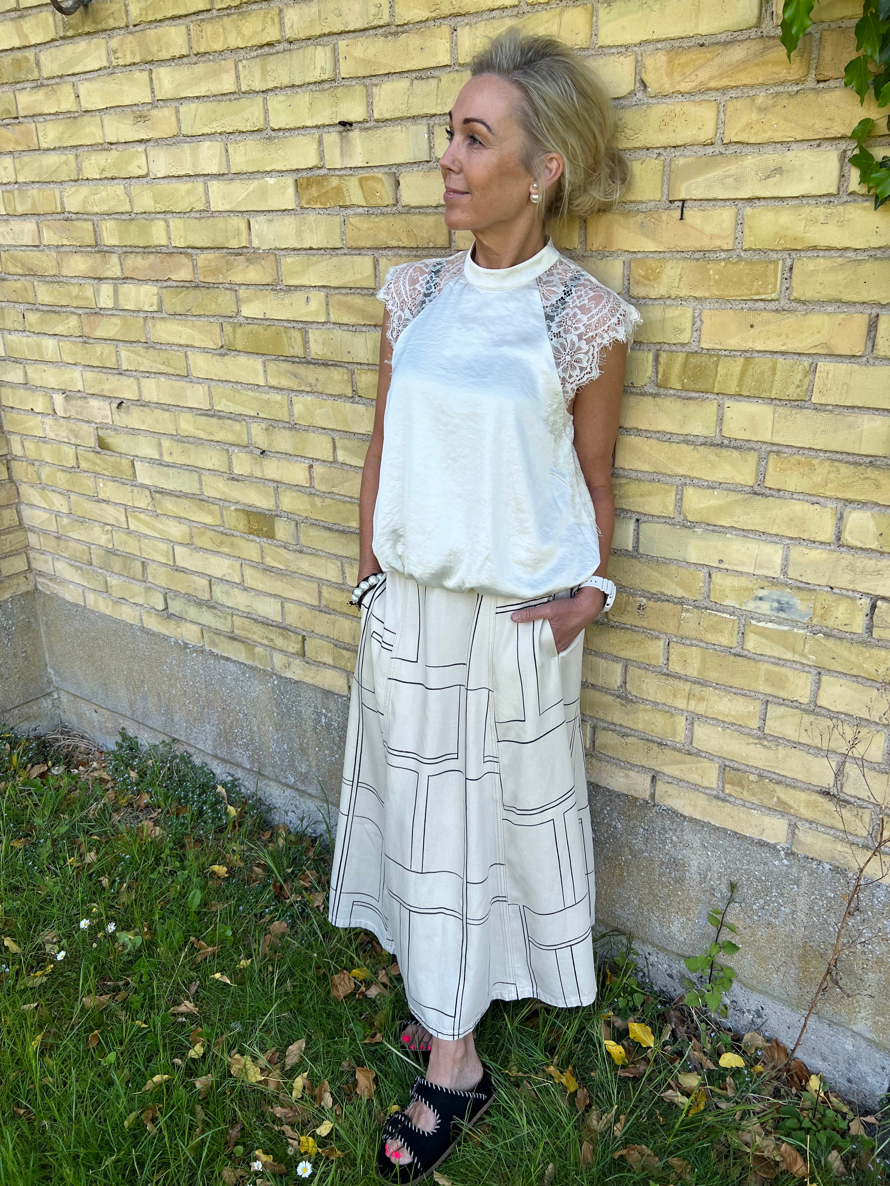 Idun Lace Ballon Top - Off white