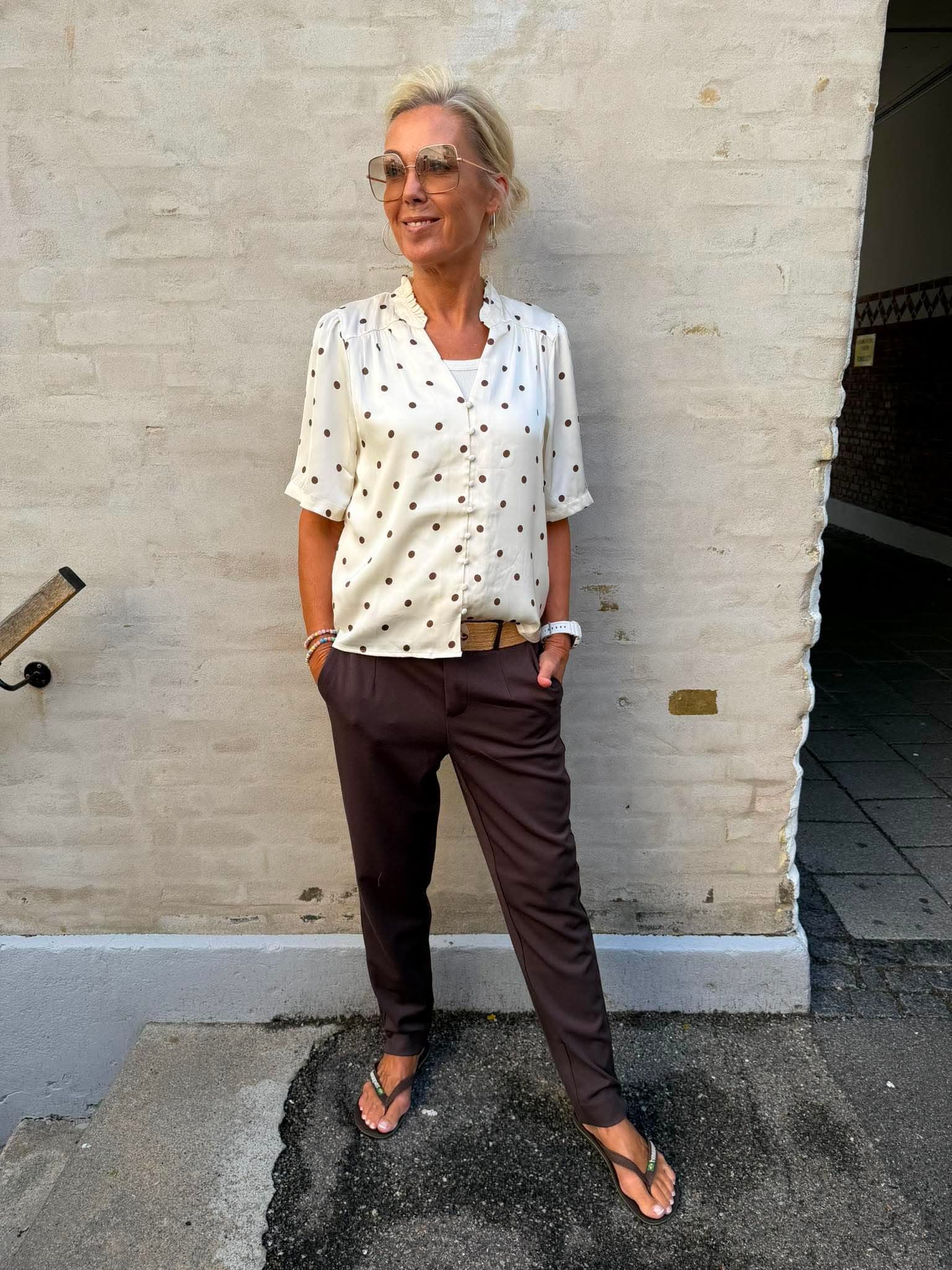 Lisa Slim Pant - Seal Brown
