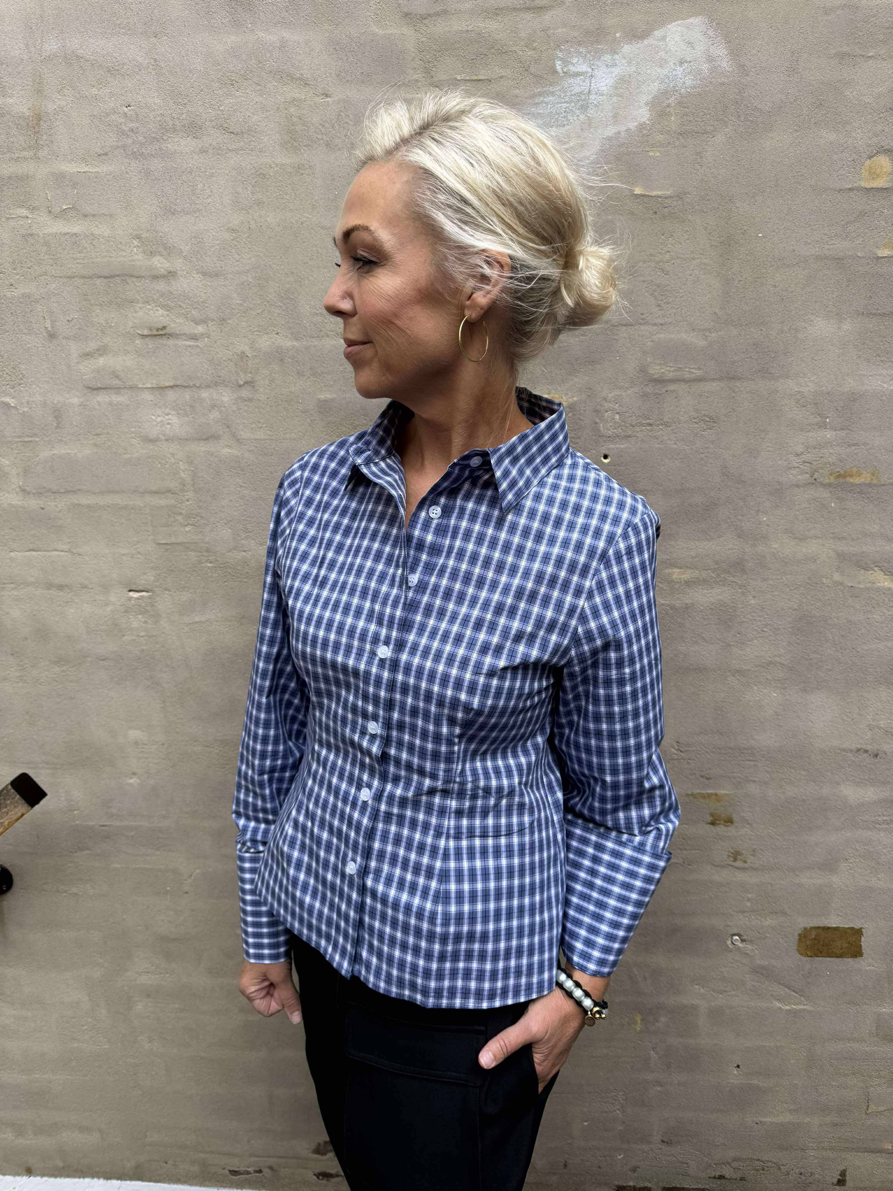 Rosa rutig skjorta - mörkblå