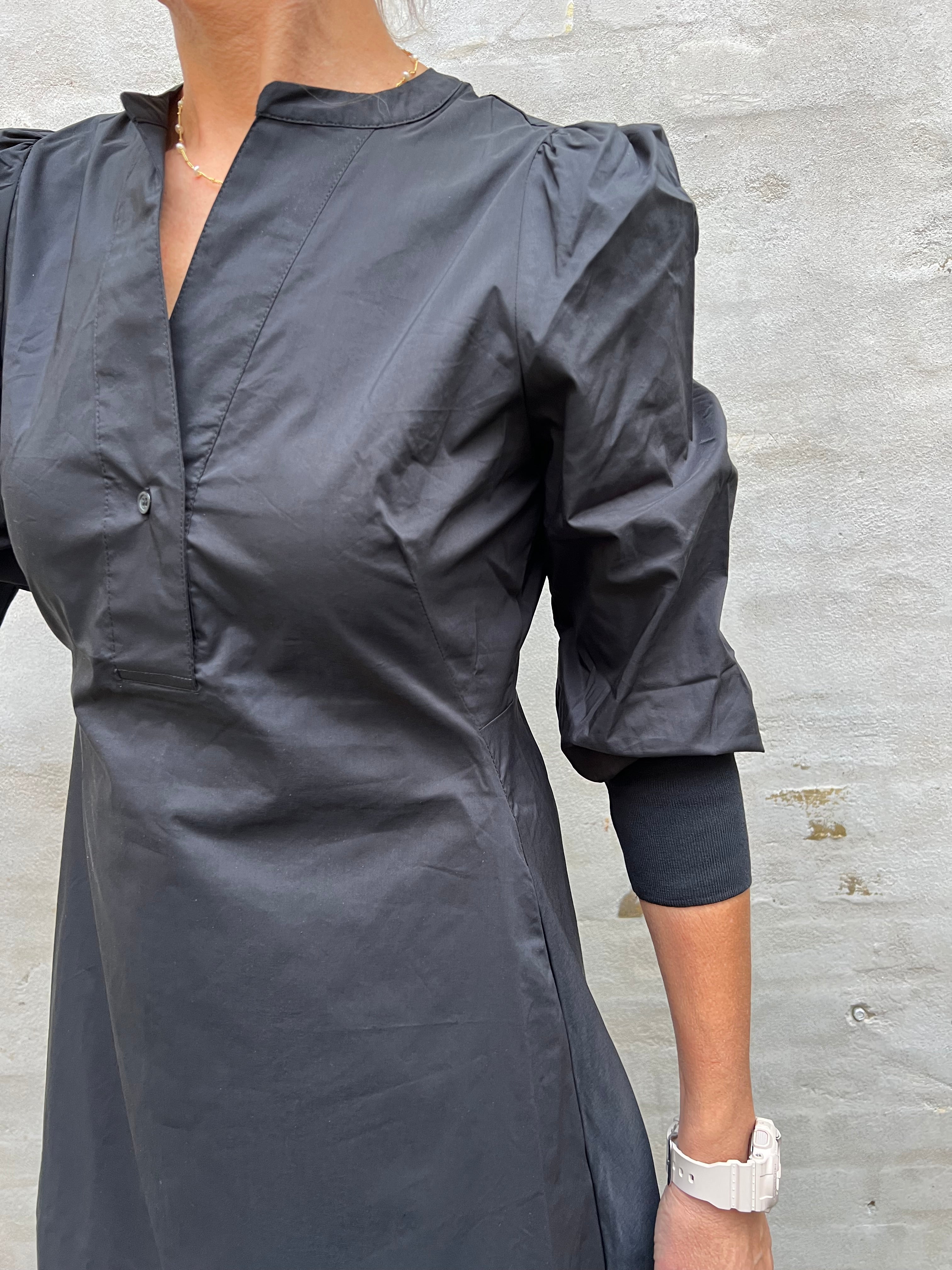 Antoinette 3/4-ärm klänning svart