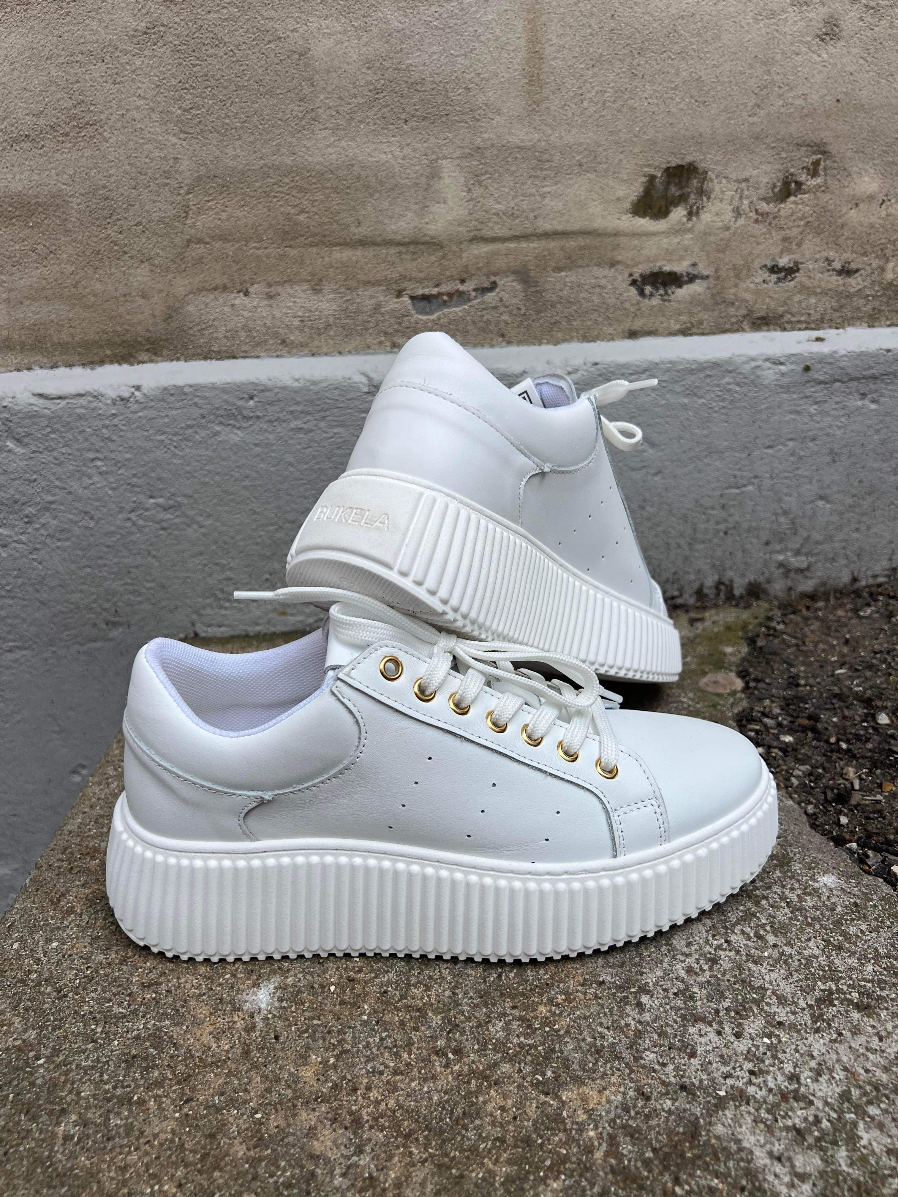 Court Sneakers - White
