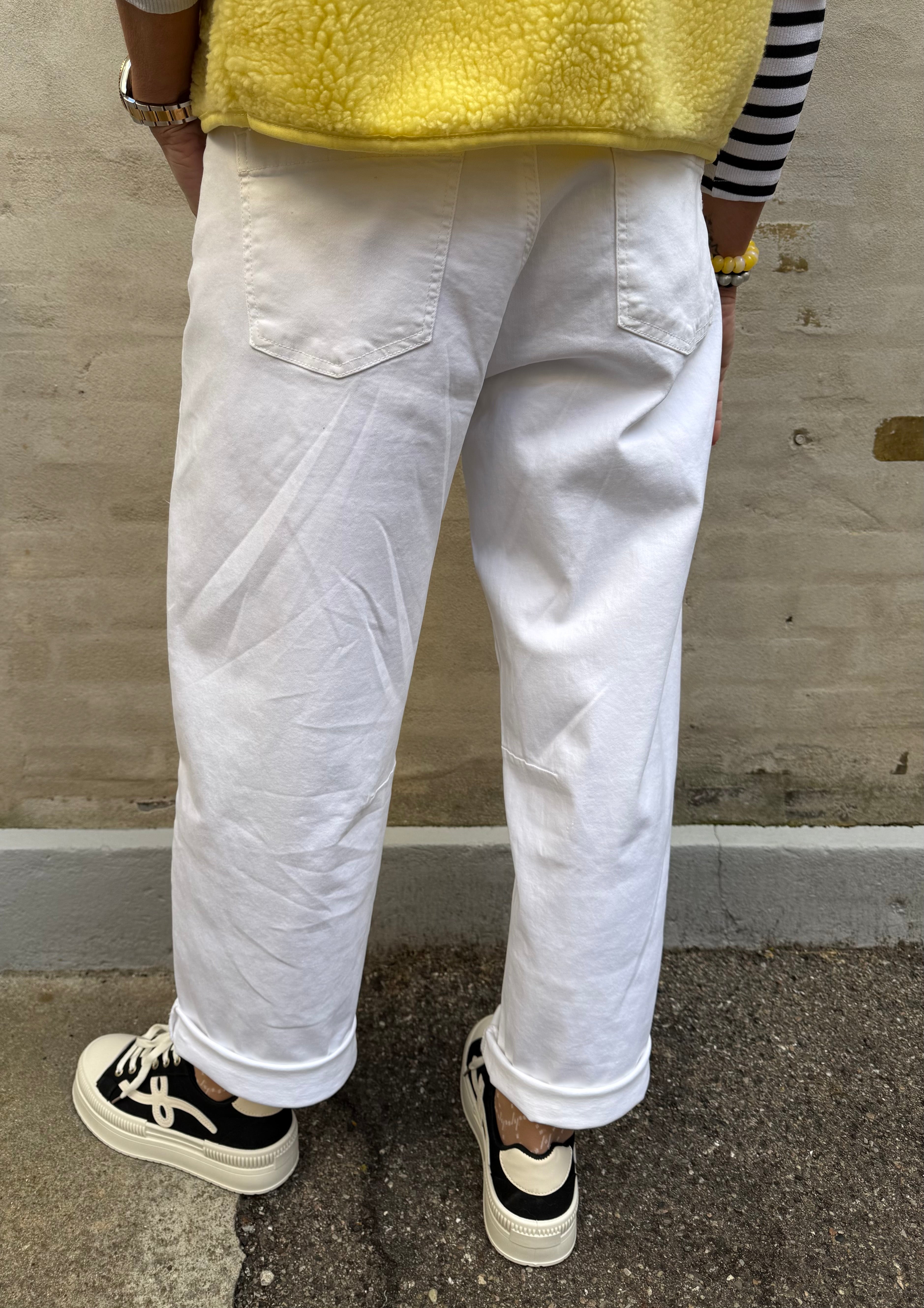 Nova Jeans - White