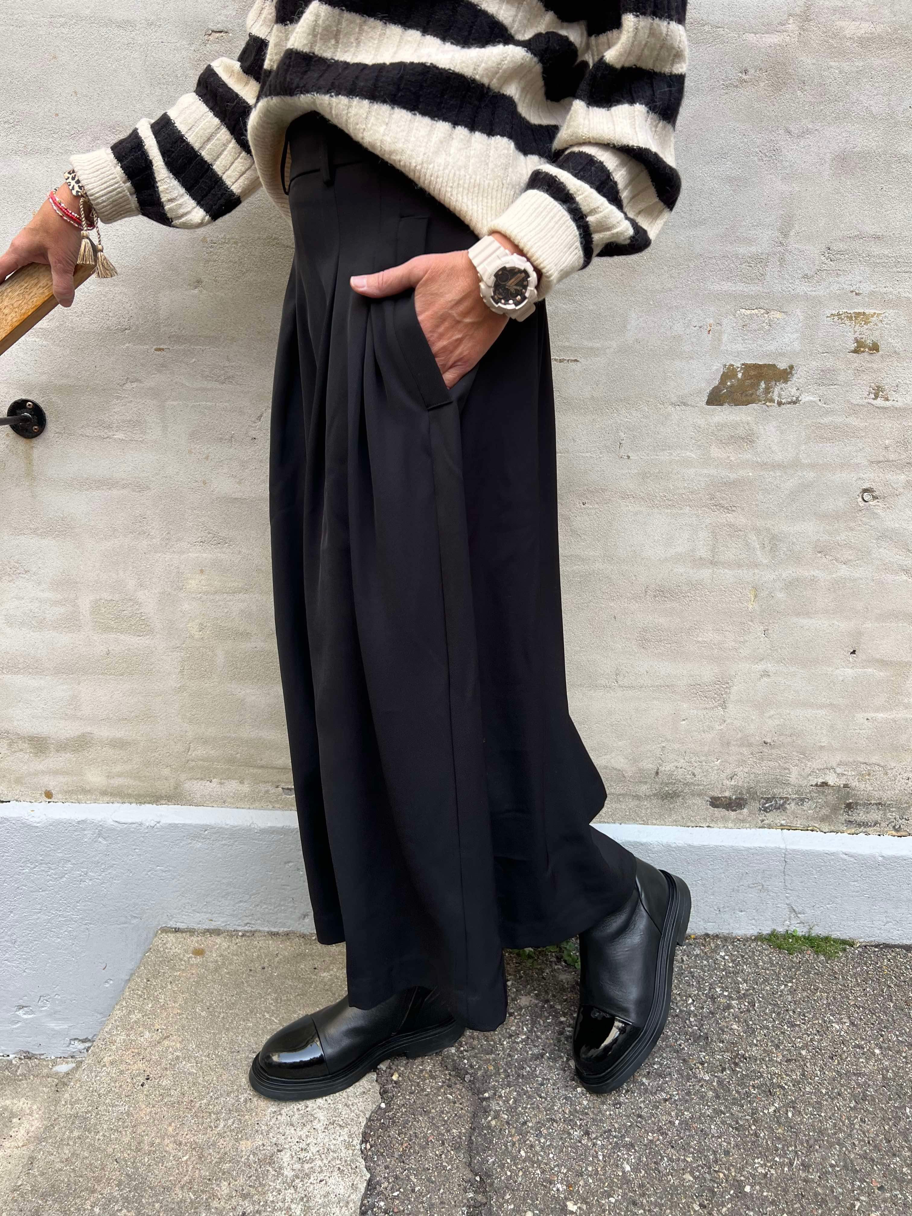 Anya plisserad kjol - Svart