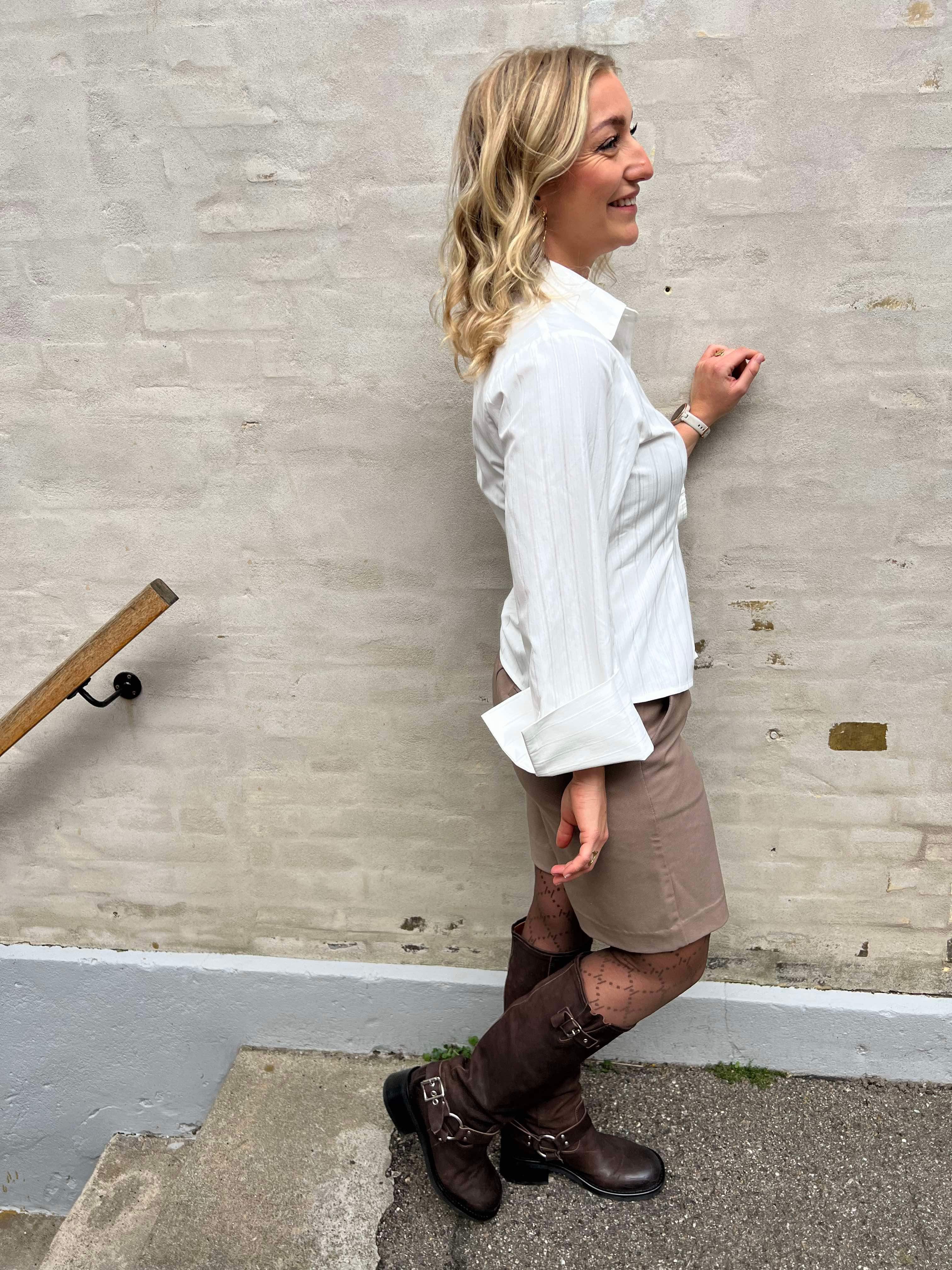 Lisa vida shorts fossil