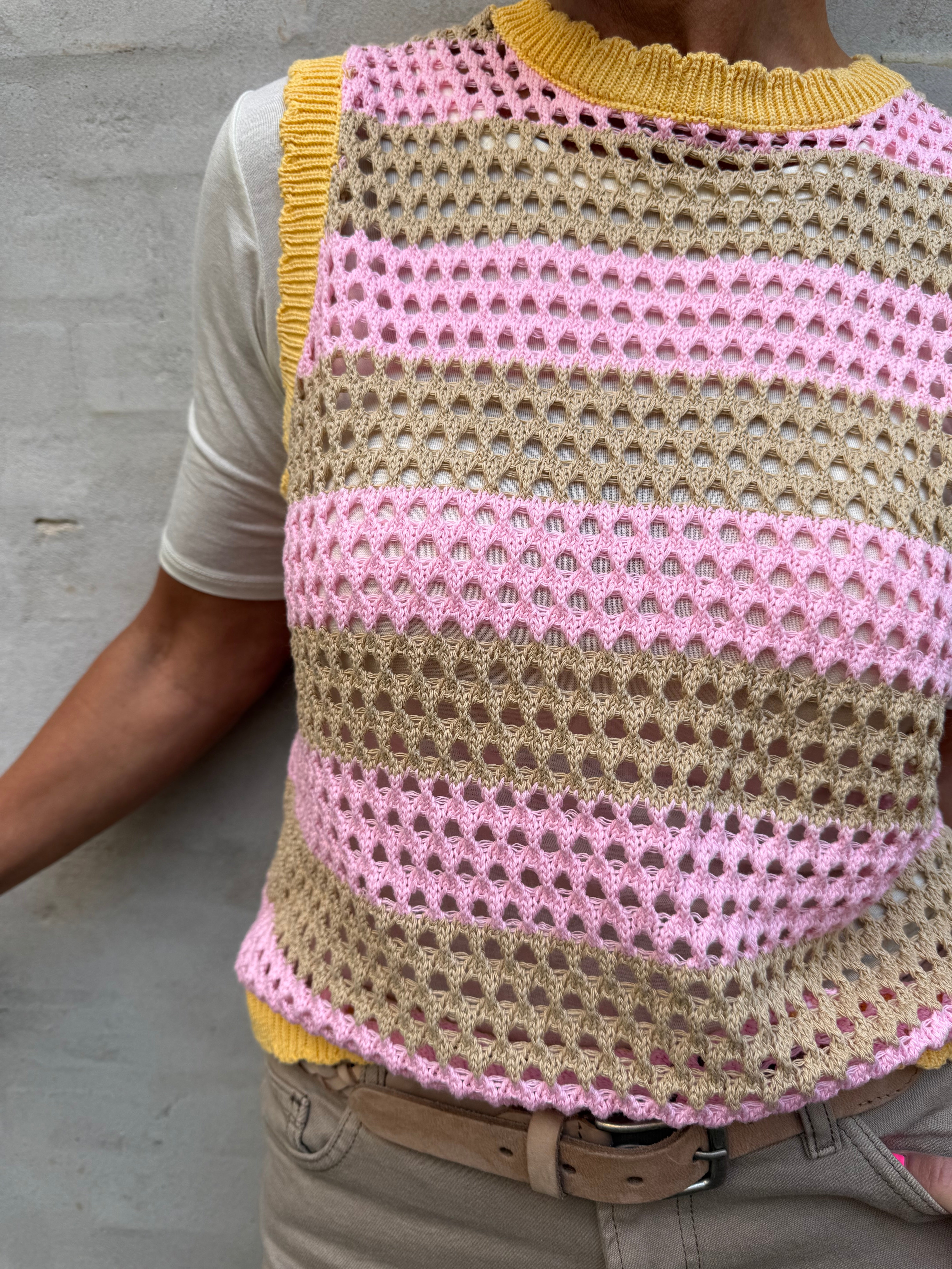 Manga Vest - Pink/Beige/Yellow