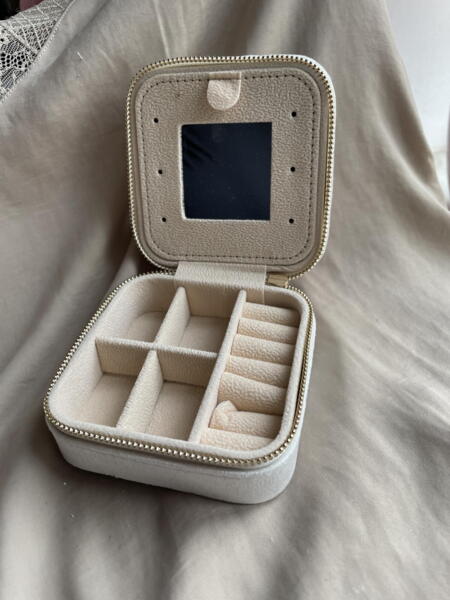 Smycken Square Box w. spegel - Beige