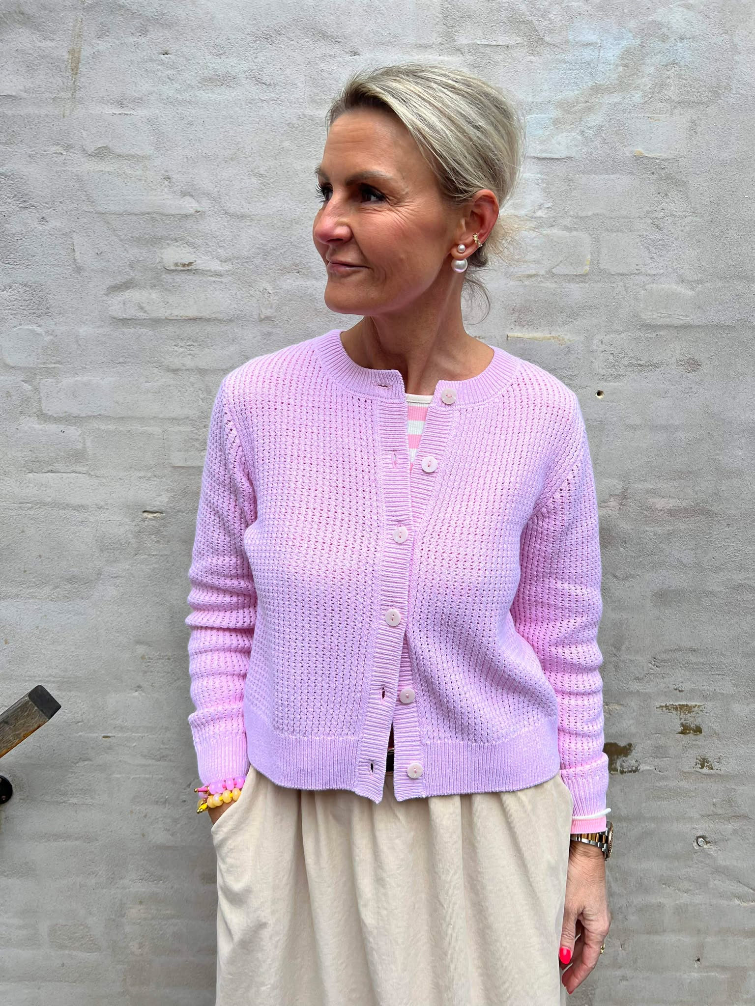 SERENA LIFE O-HALS CARDIGAN - Kritrosa