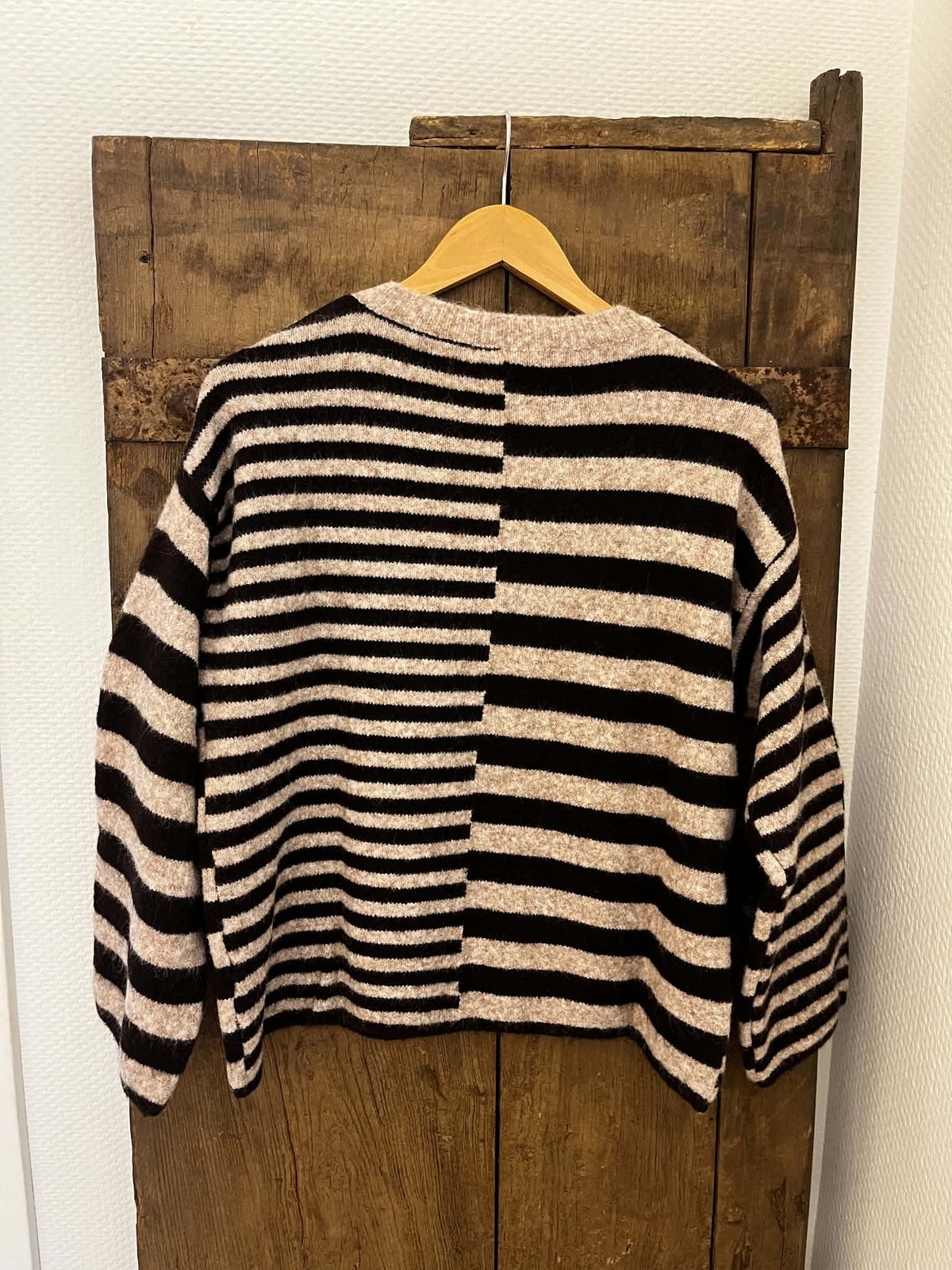 Asy Striped Knit - Beige/Brown