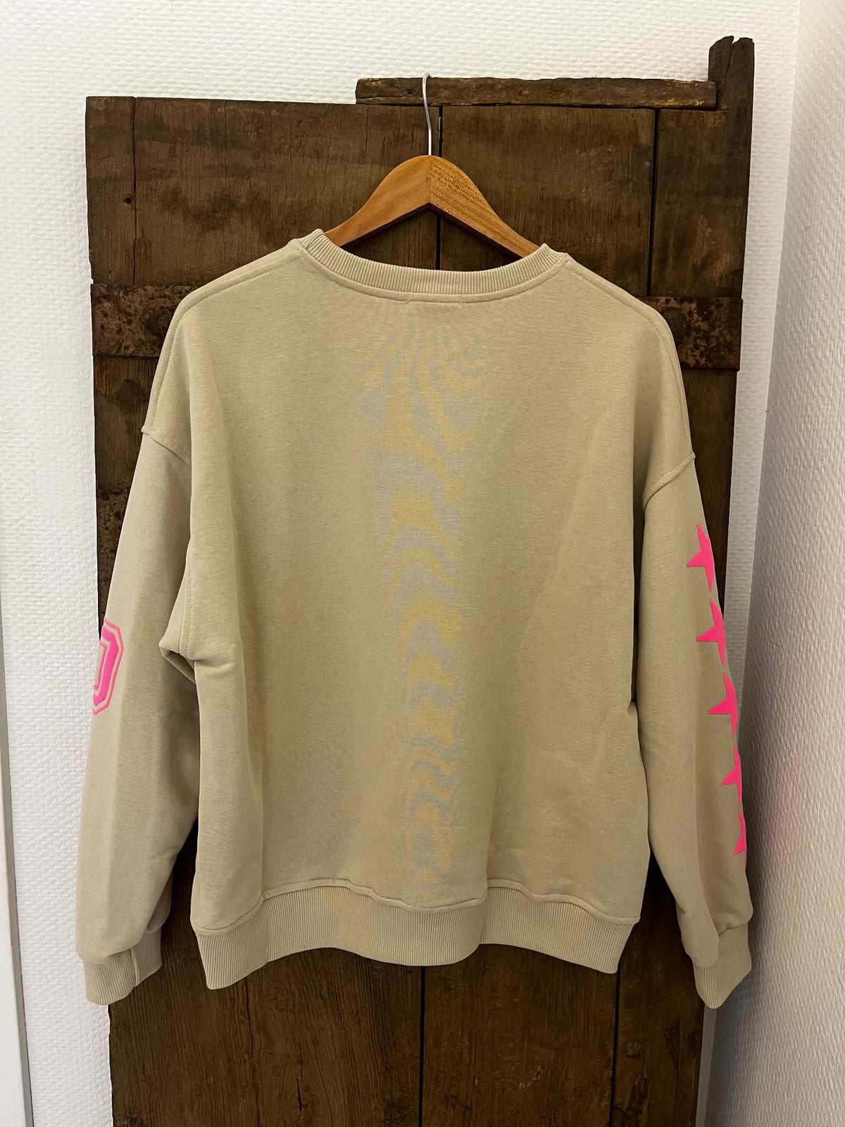 NYC Sweatshirt - Beige/Pink Neon