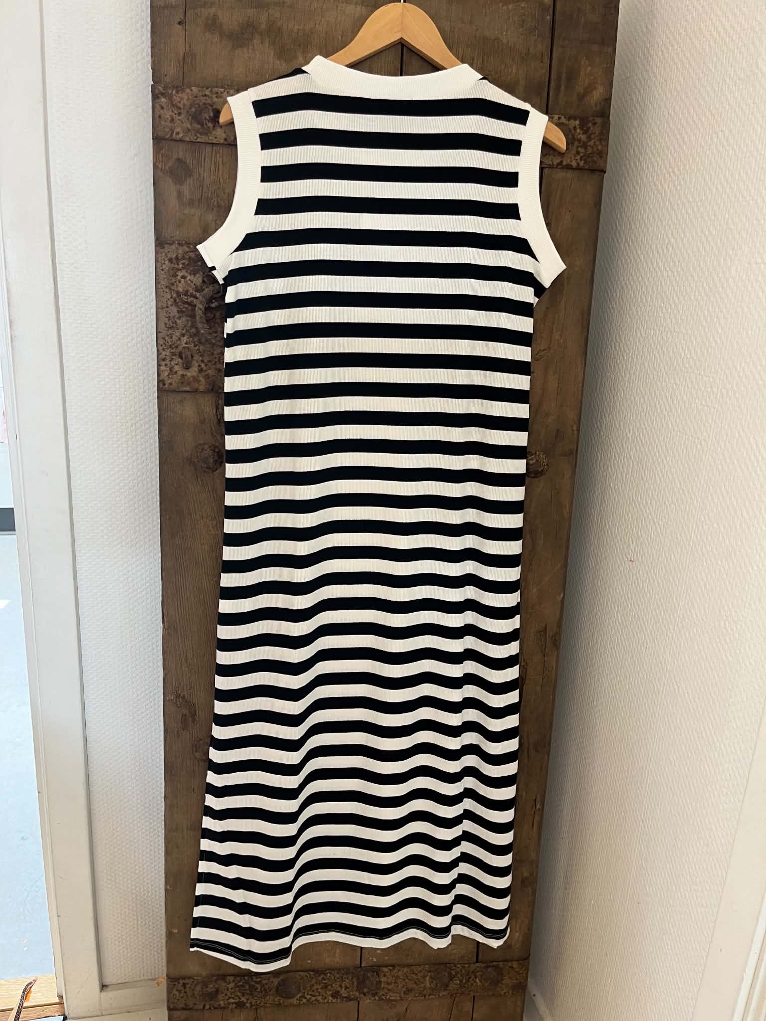 Everyday Striped Dress - White/Black