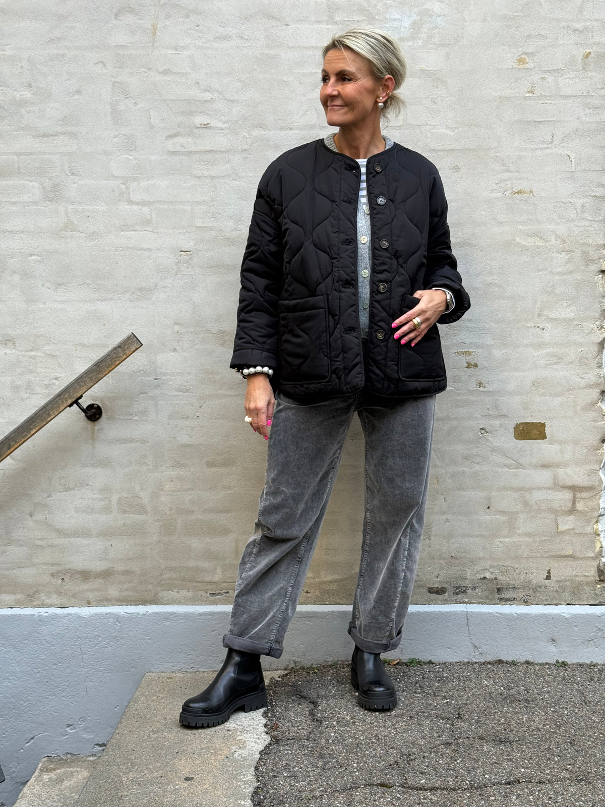 ALLIE QUILTED JACKET - Black