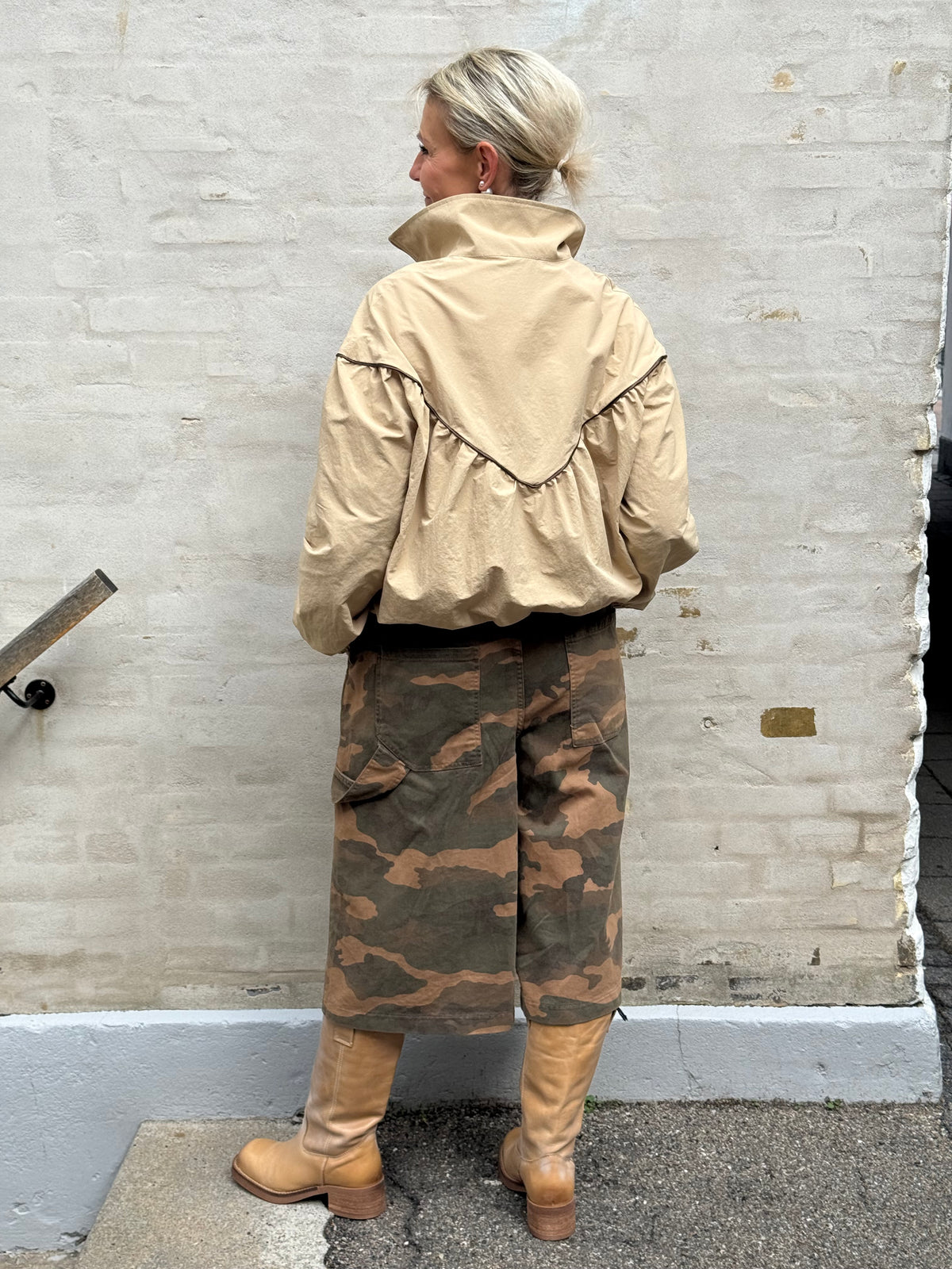 Trixie Jacket - Beige