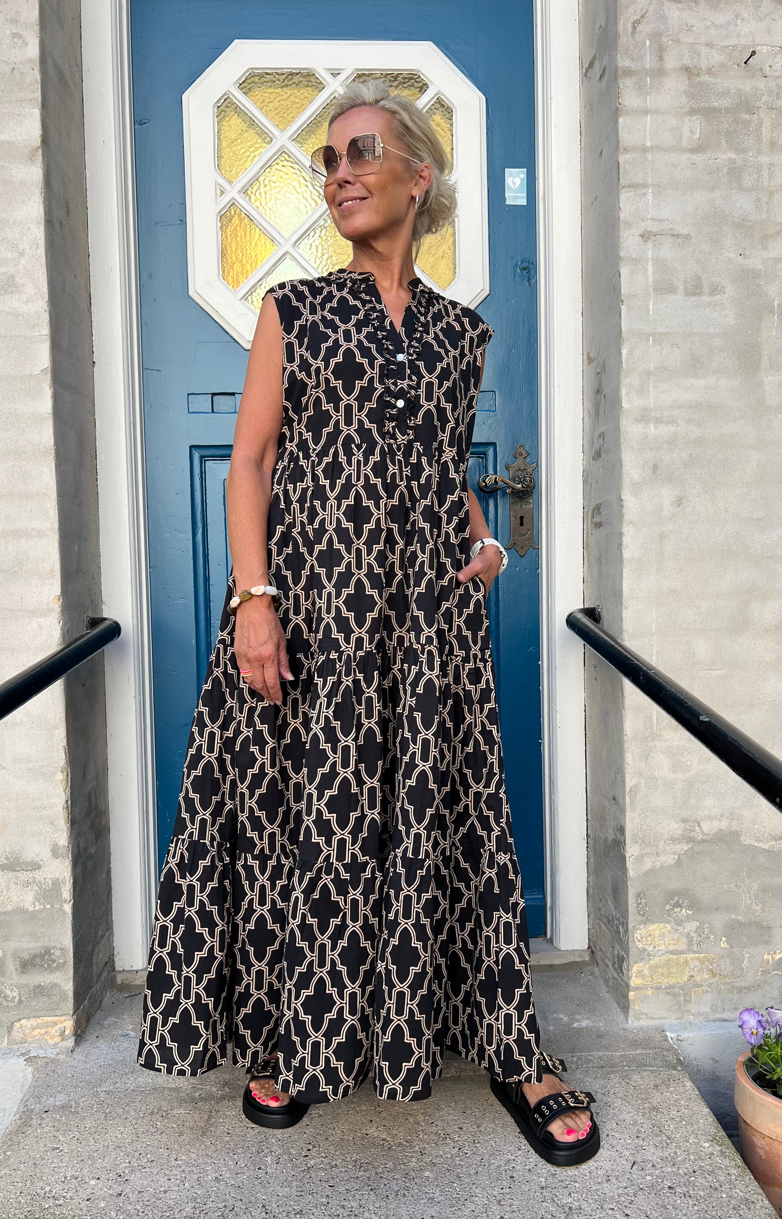 Geisha Dress - Black and Beige