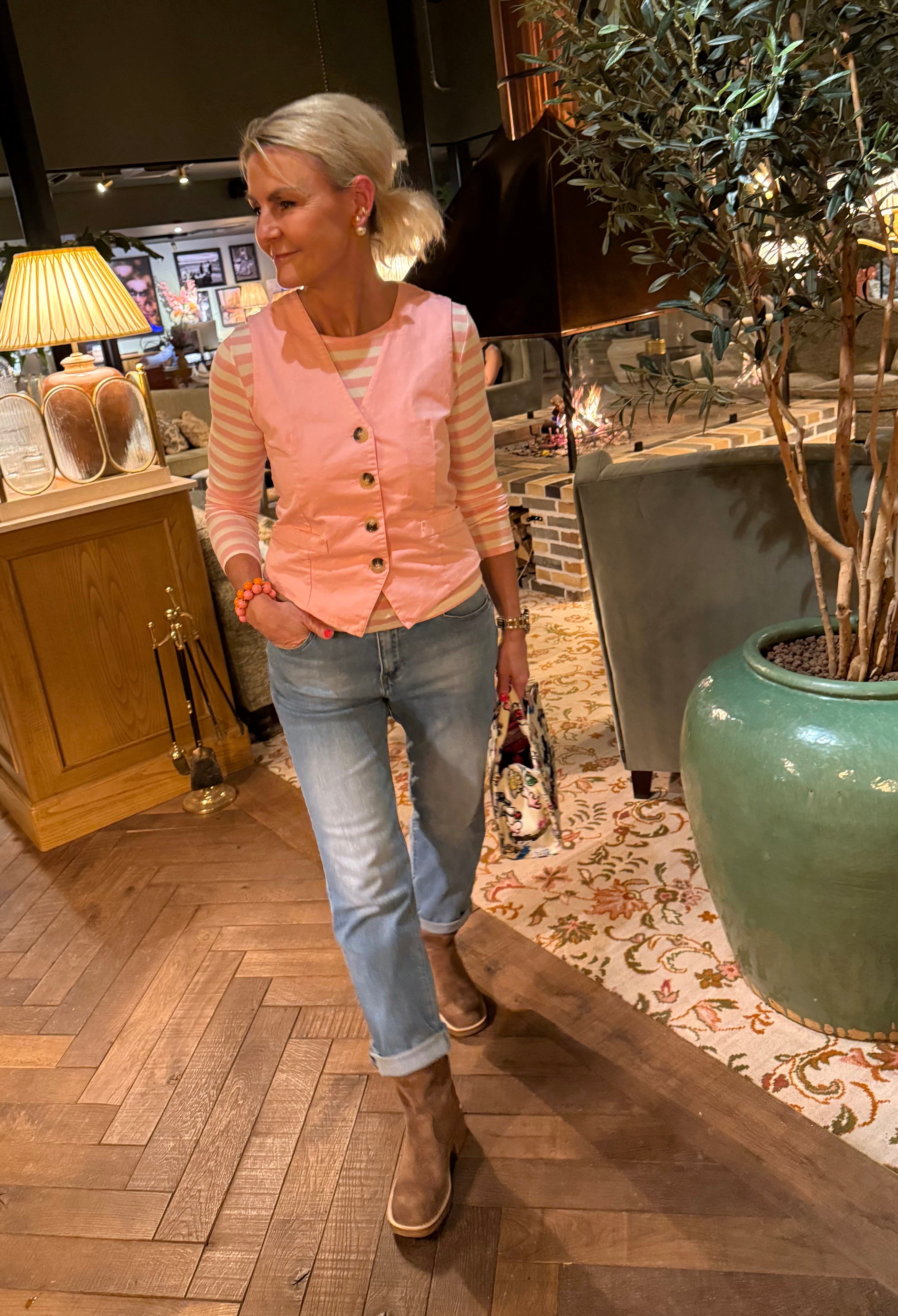 Nicoletta Väst - Rosa