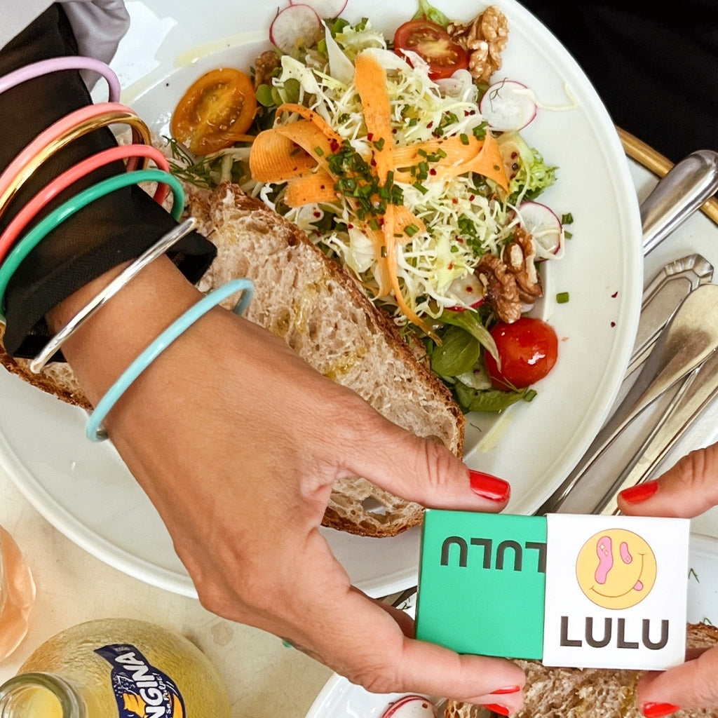 Färg armband armband ljusblå