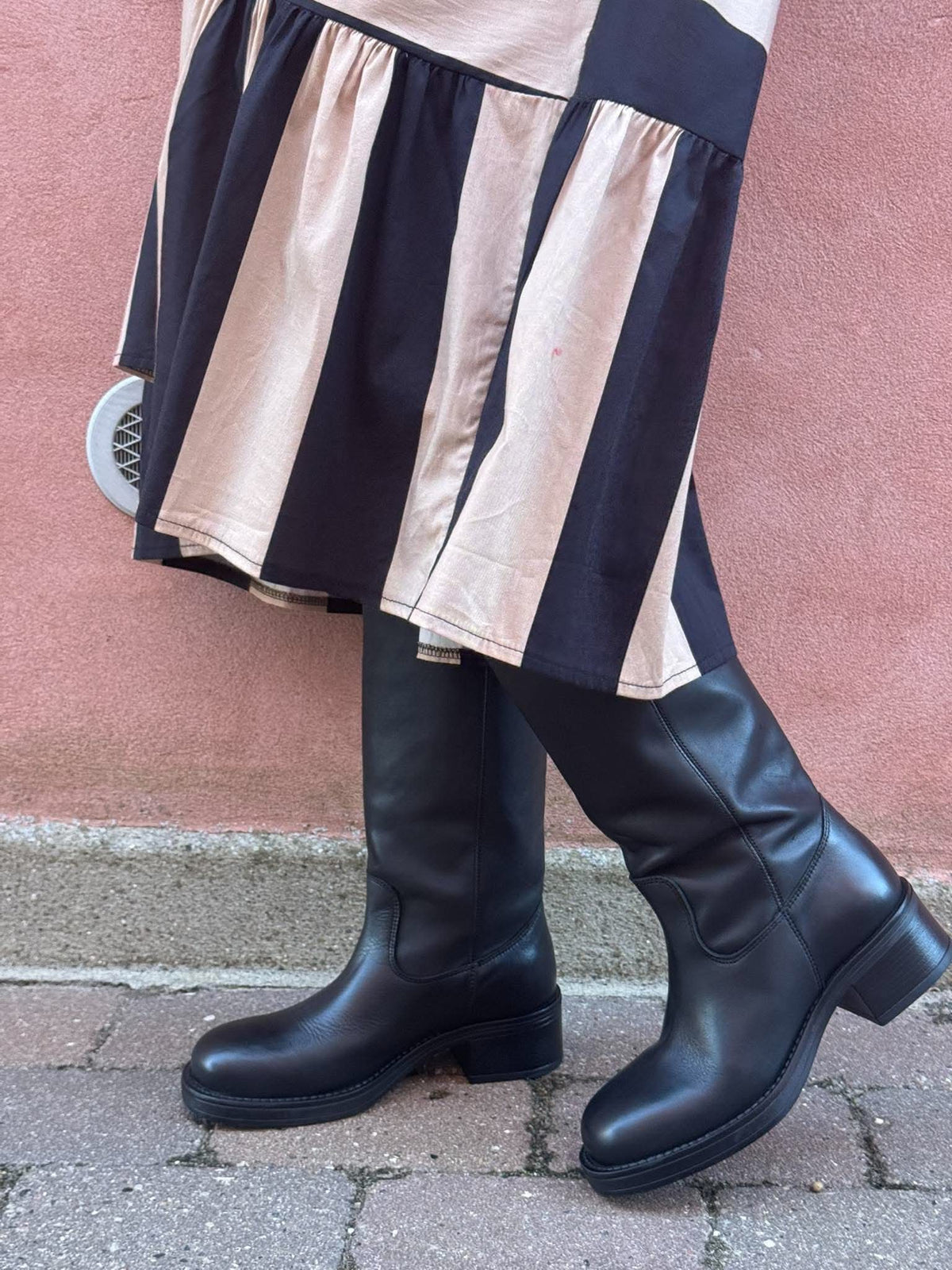 Long Striped - Beige/Black