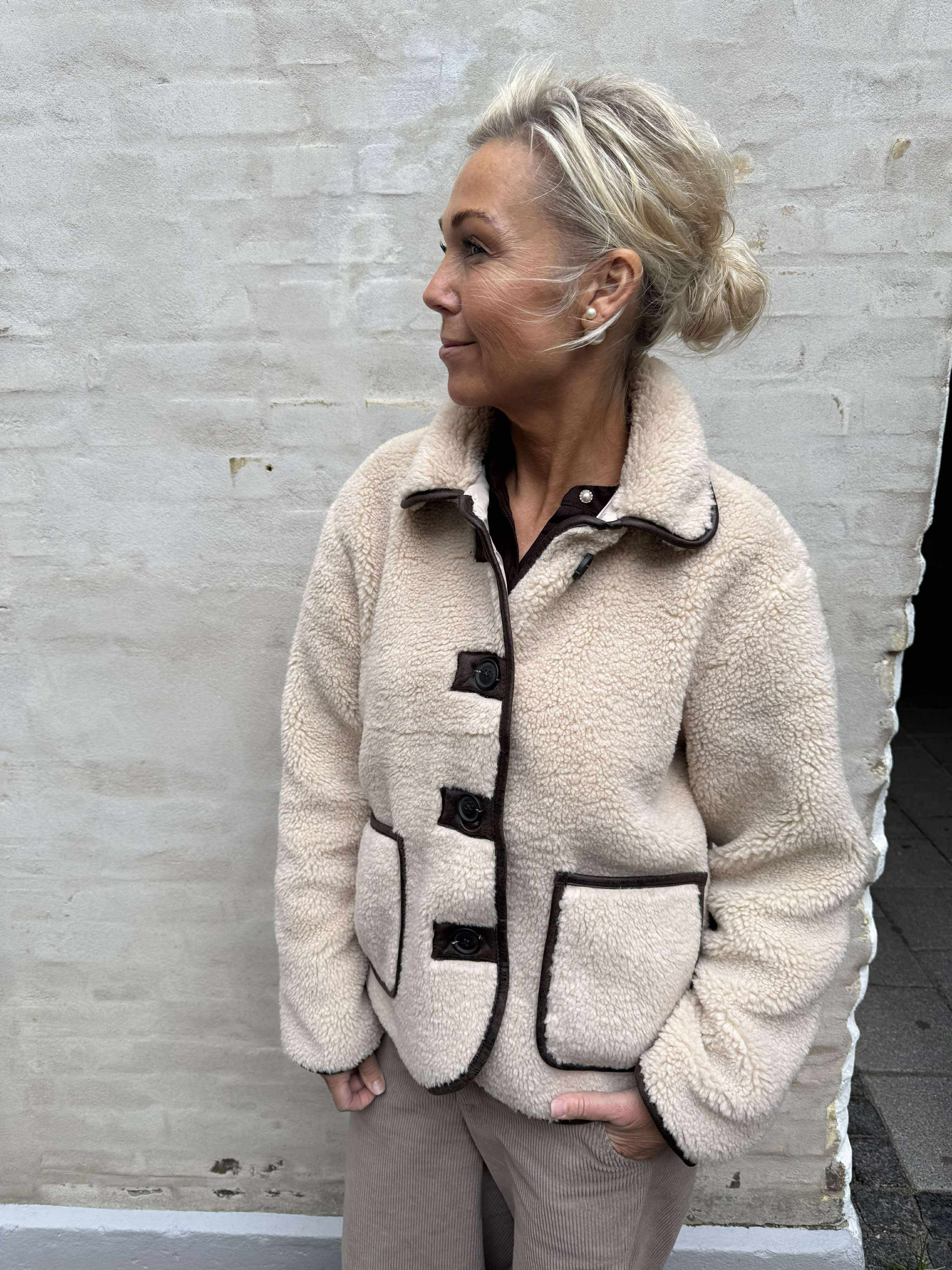 NOELLA LIFE NALLEJACKA - Cement