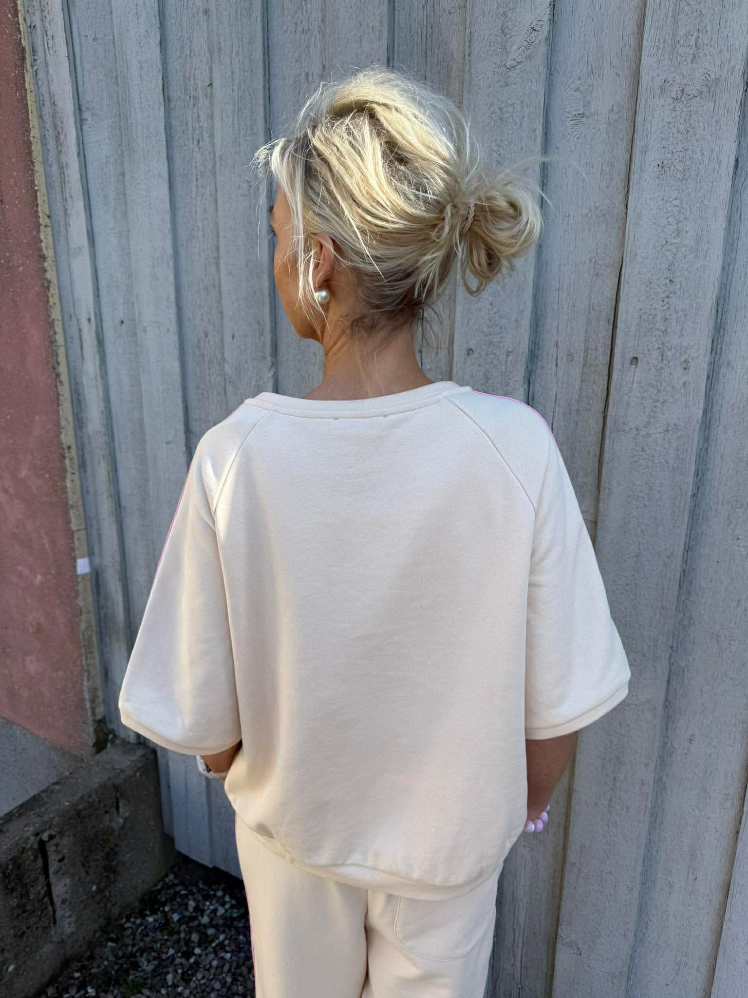 Melany Sweat Tee - Beige