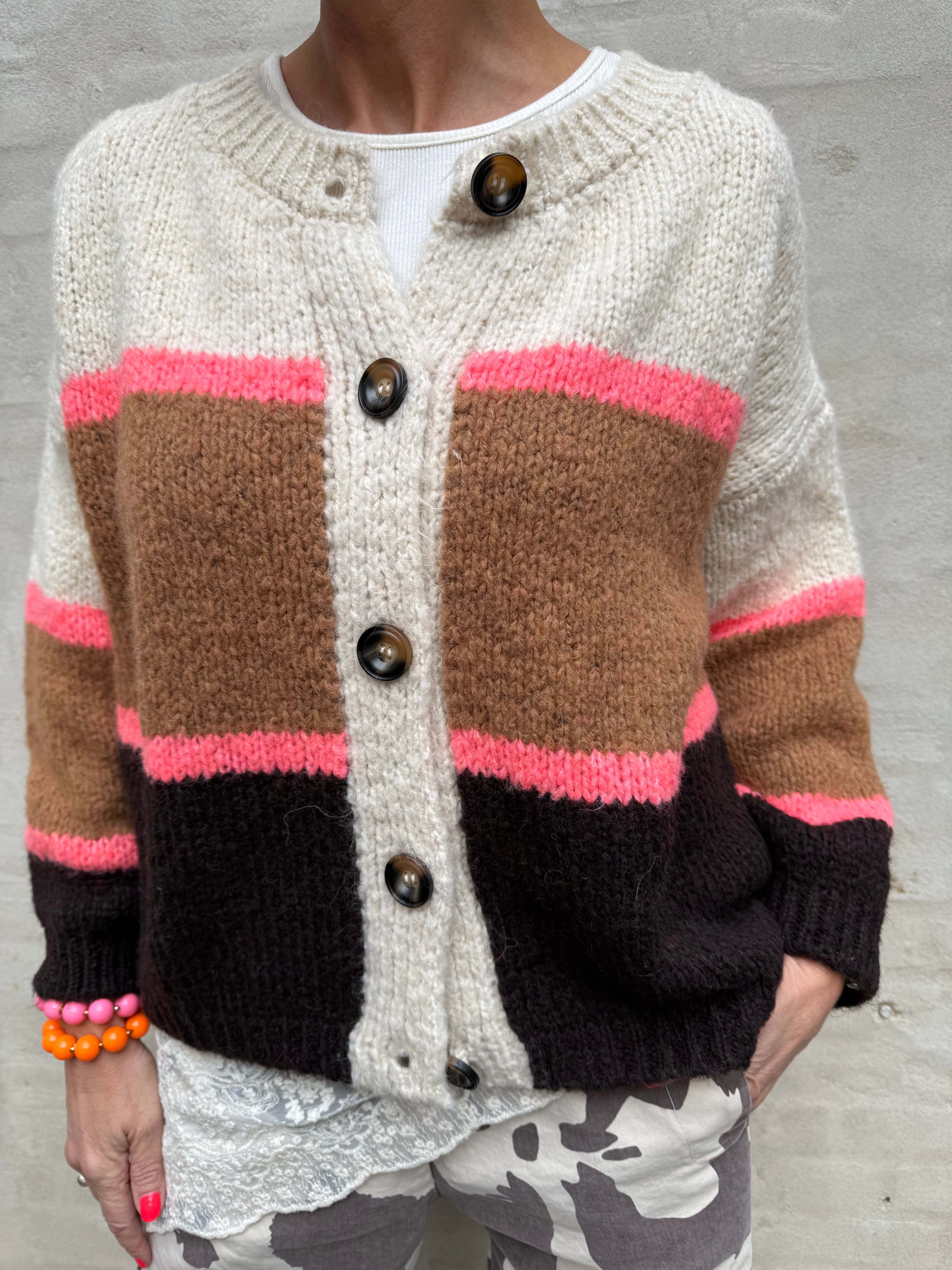 HILDUR stickad kofta - Camel